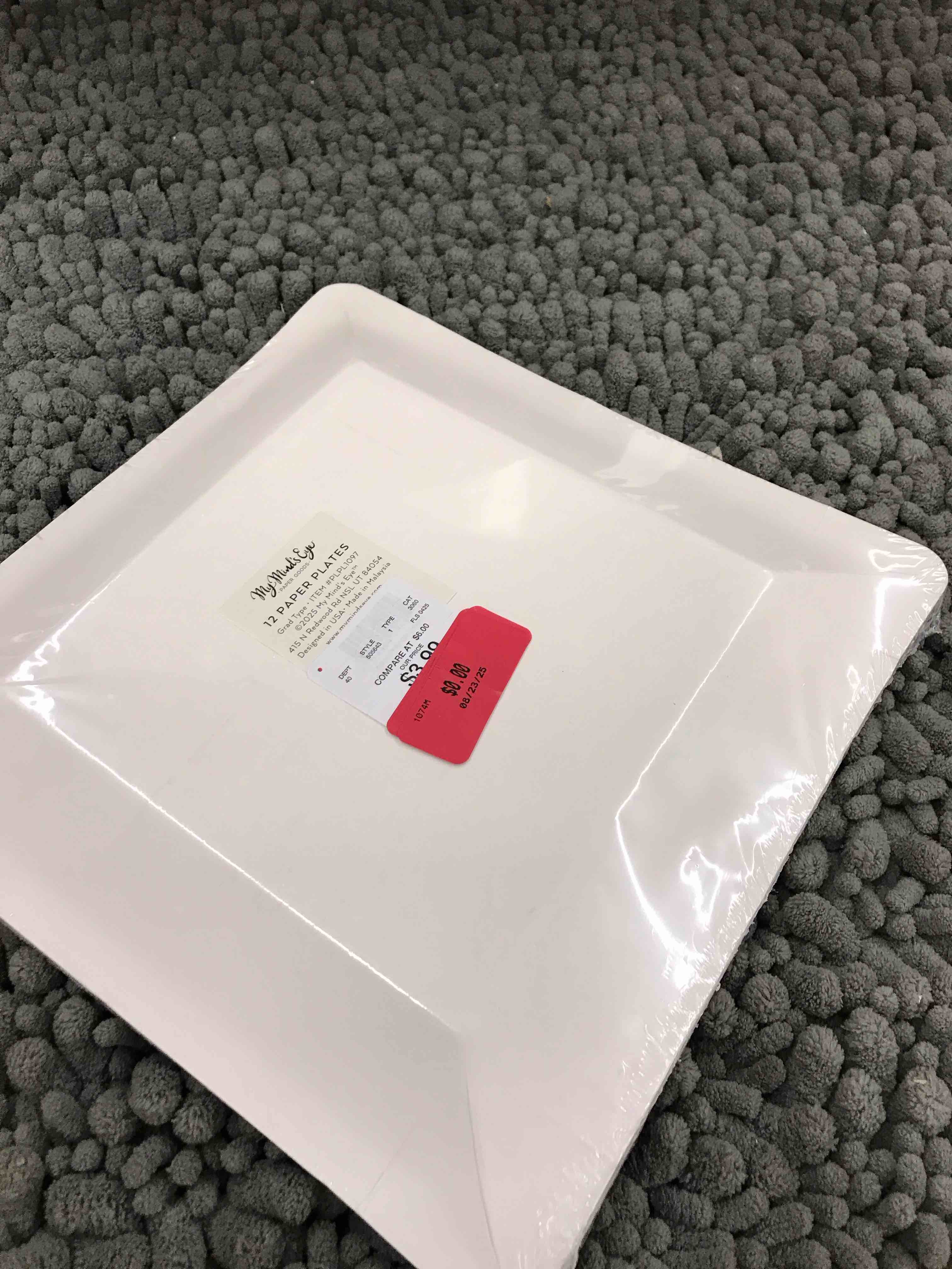 Condition photo showing New/Like New for 12 pack graduation paper plates