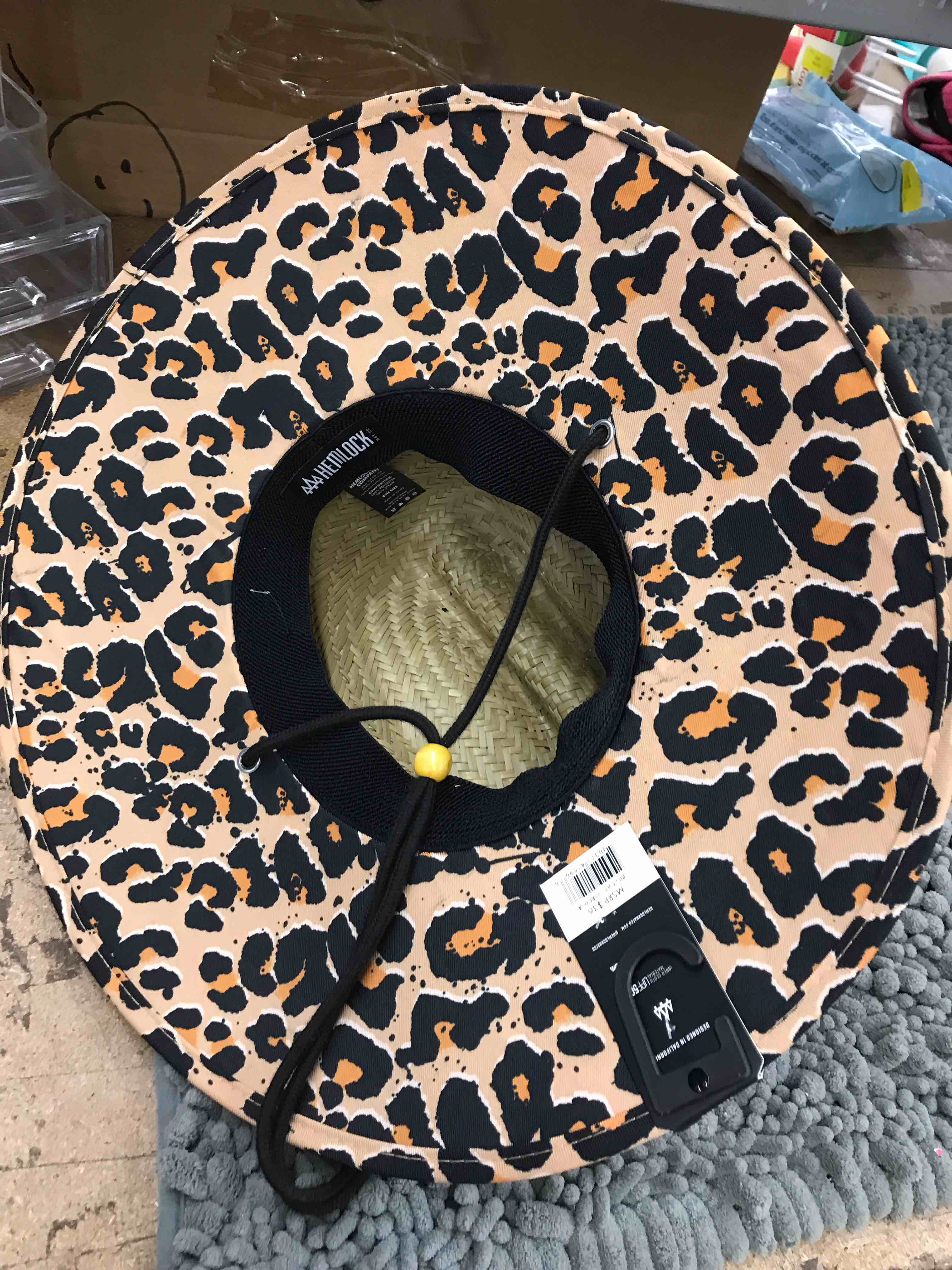 Condition photo showing New/Like New for straw hat