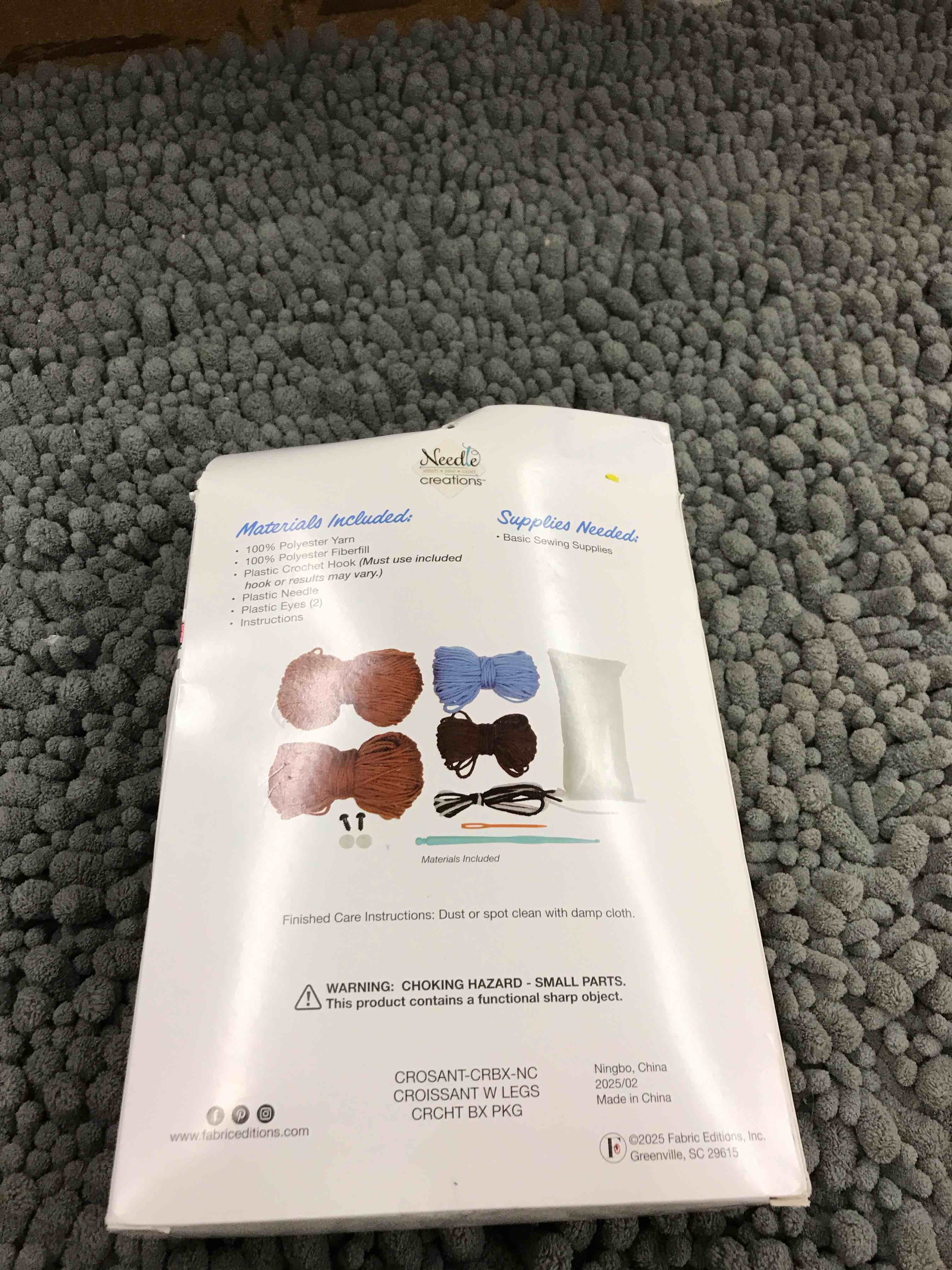 Condition photo showing New/Like New for intermediate complete croche kit