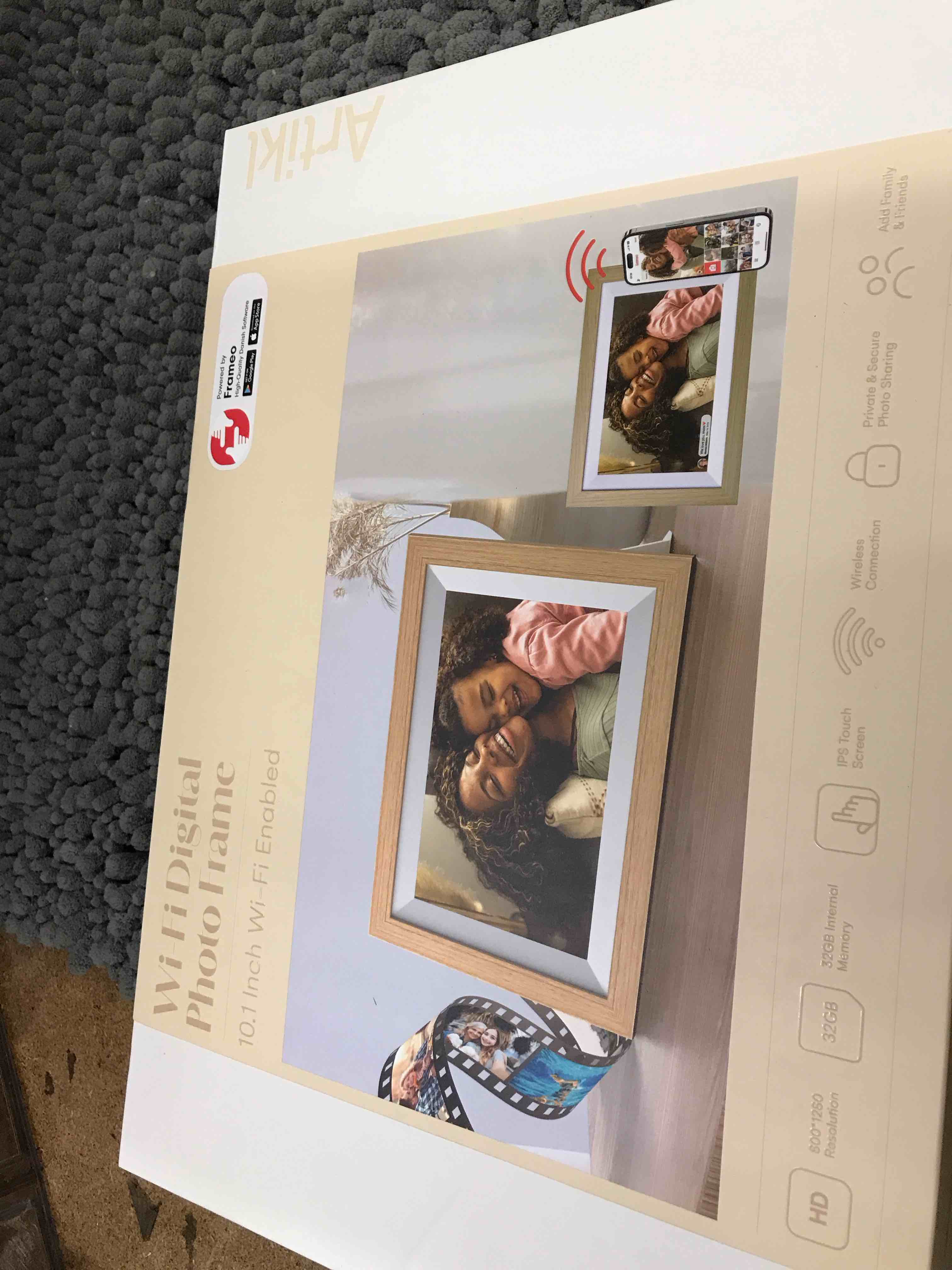 Wi-fi Enabled Photo Frame