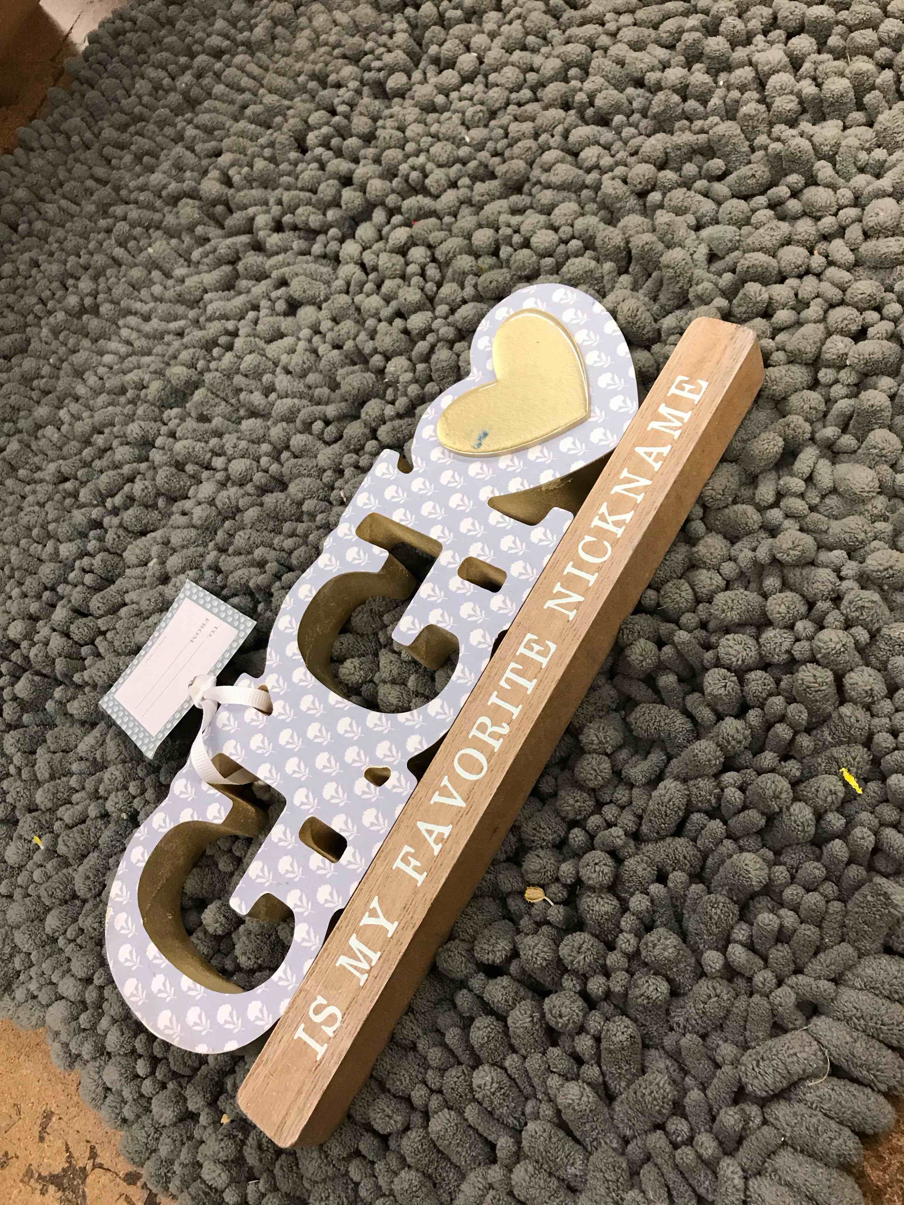 Condition photo showing New/Like New for wooden plaque 