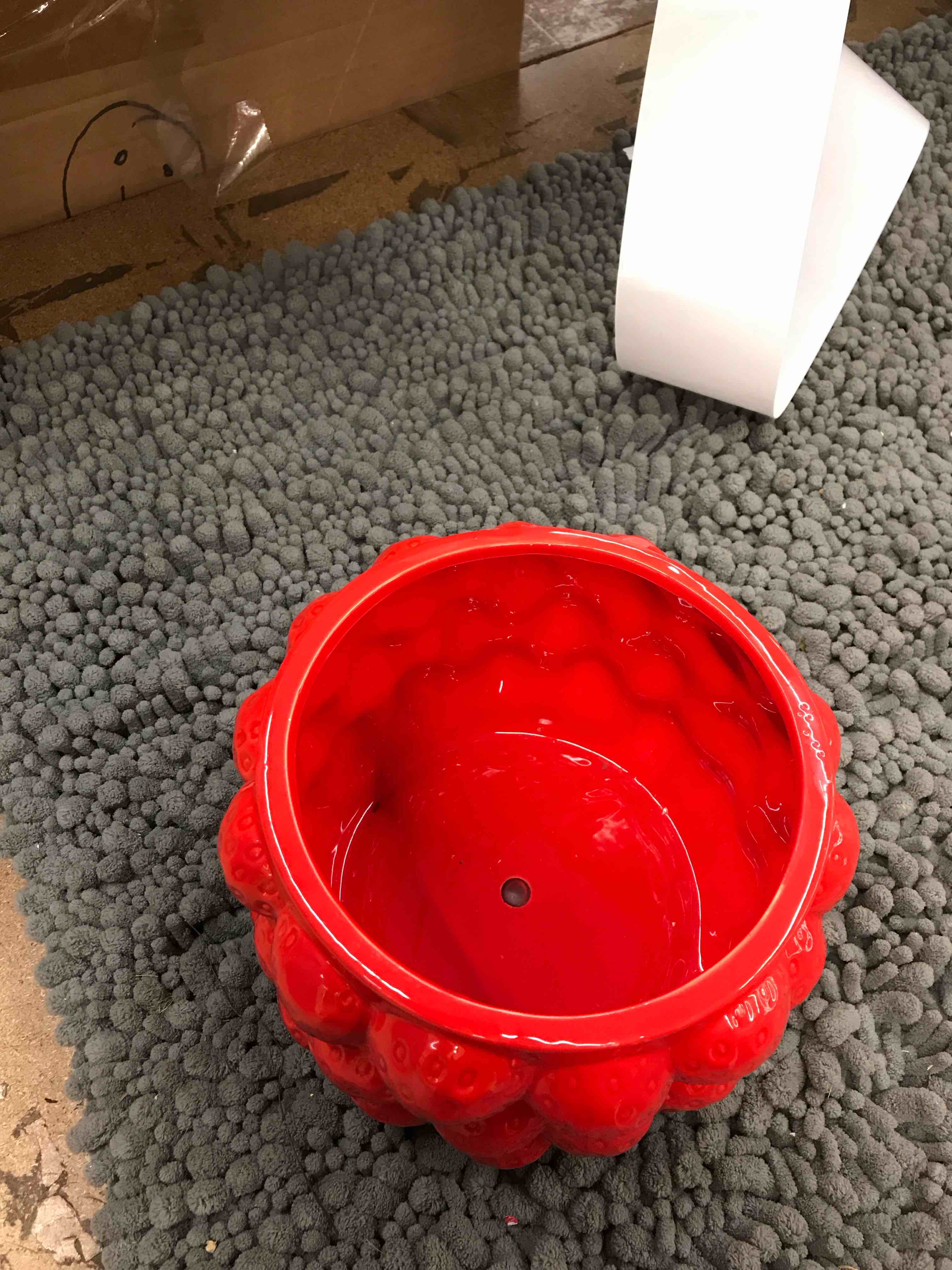 Condition photo showing New/Like New for glass strawberry decorative plant holder