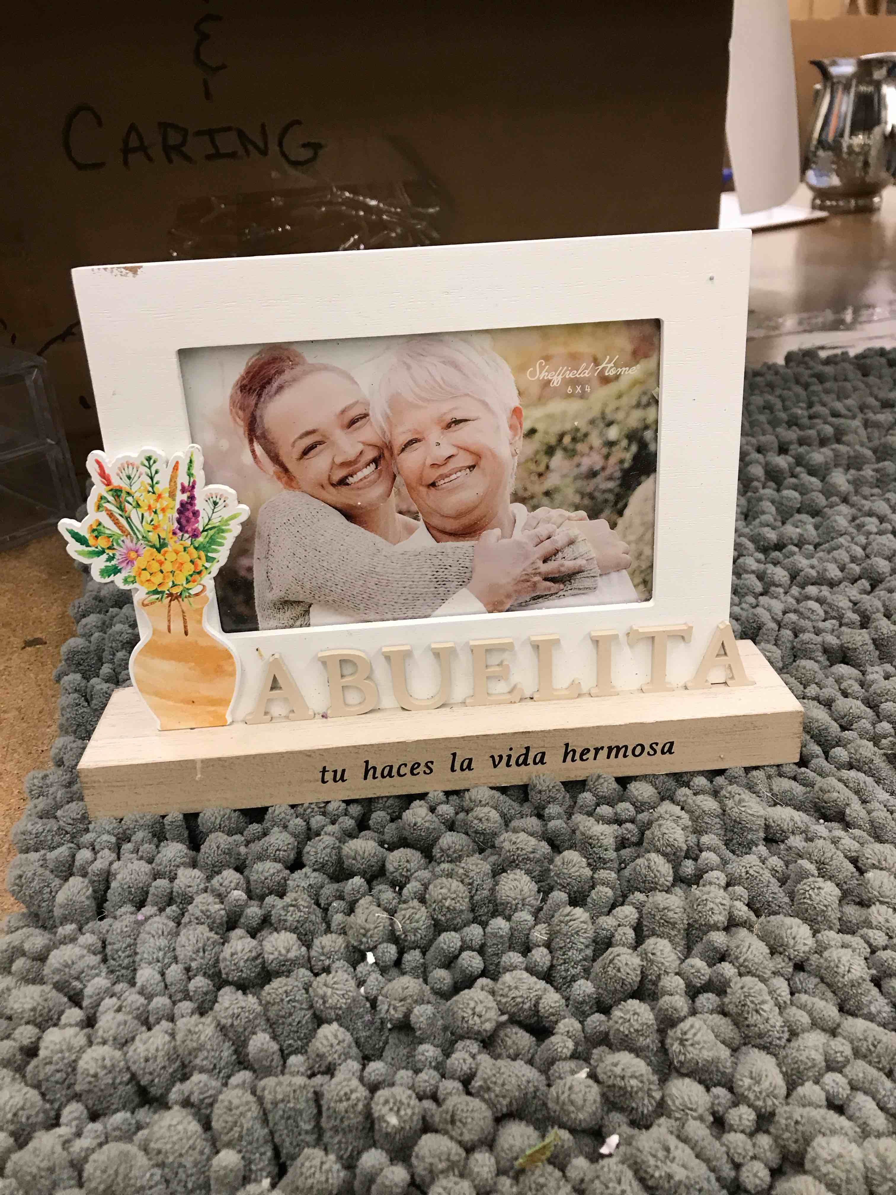Condition photo showing New/Like New for 4x6 picture frame