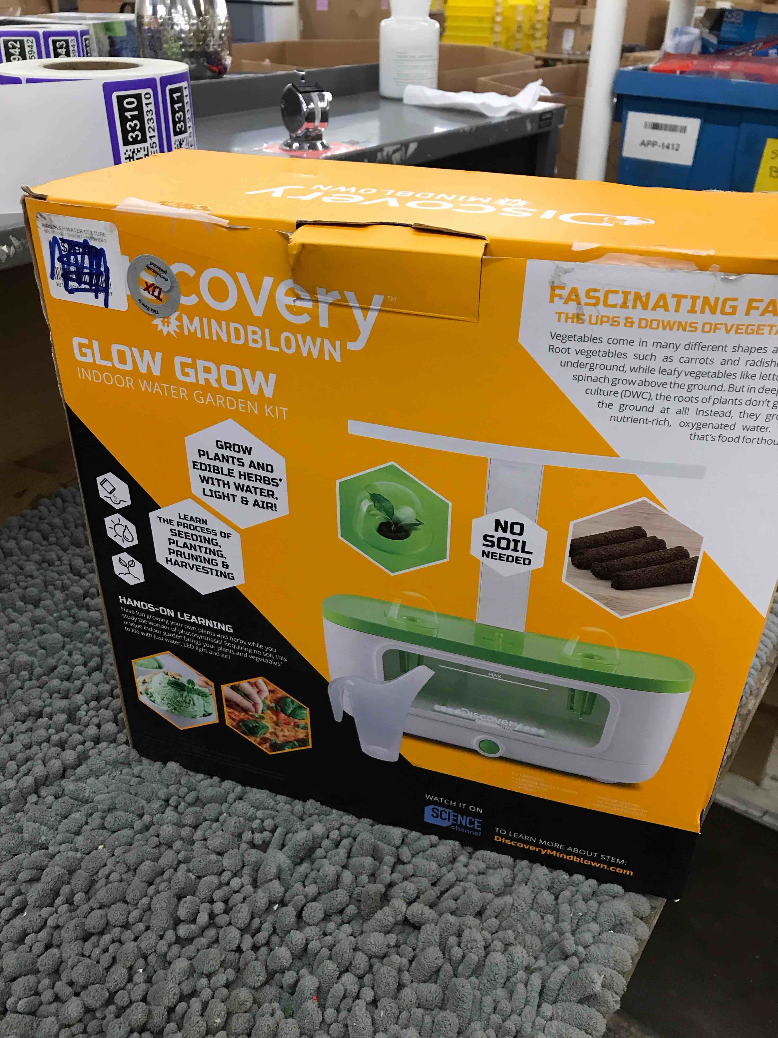 Condition photo showing New/Like New for glow grow indoor water garden kit