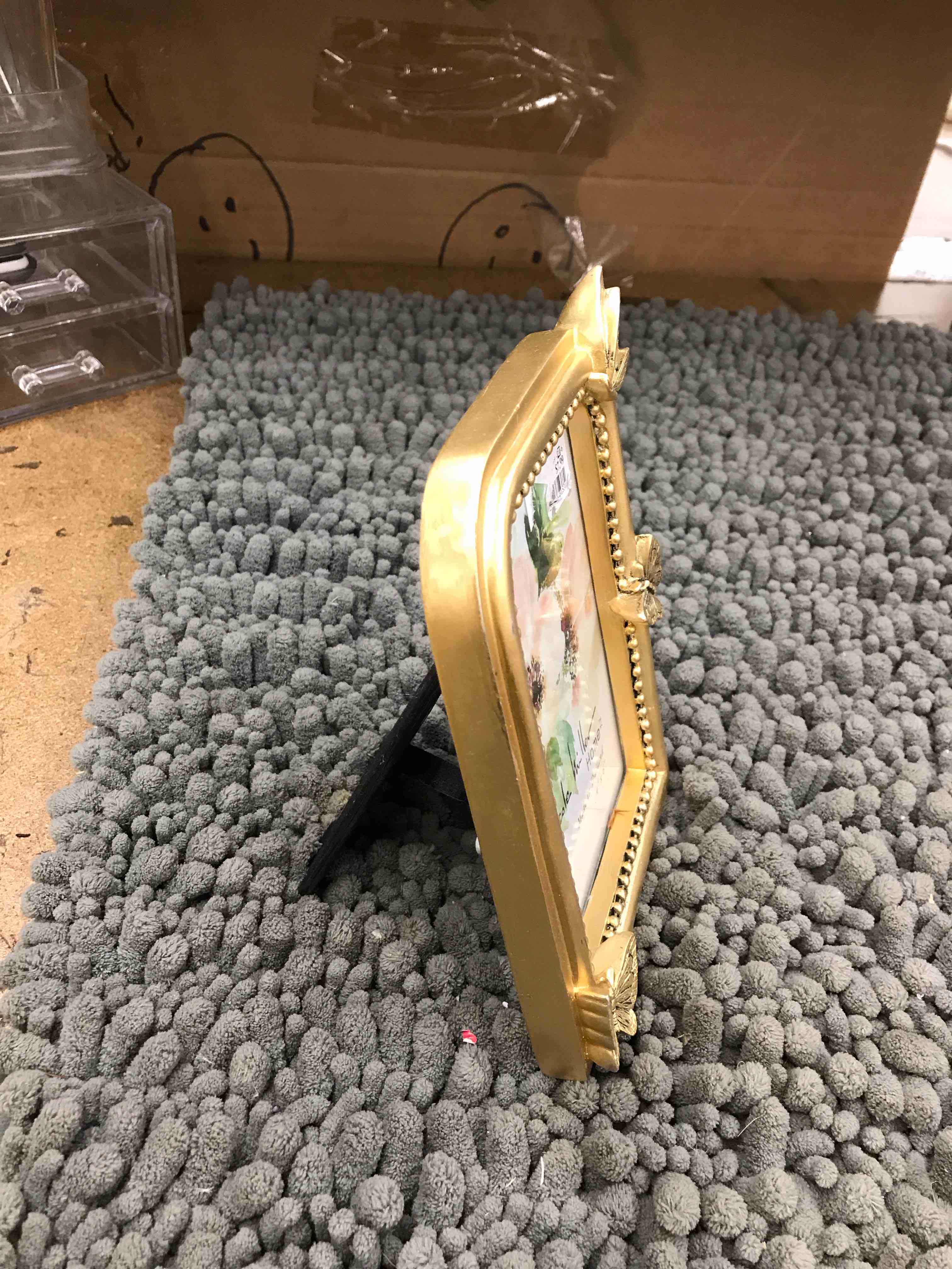 Condition photo showing New/Like New for 4x6 picture frame