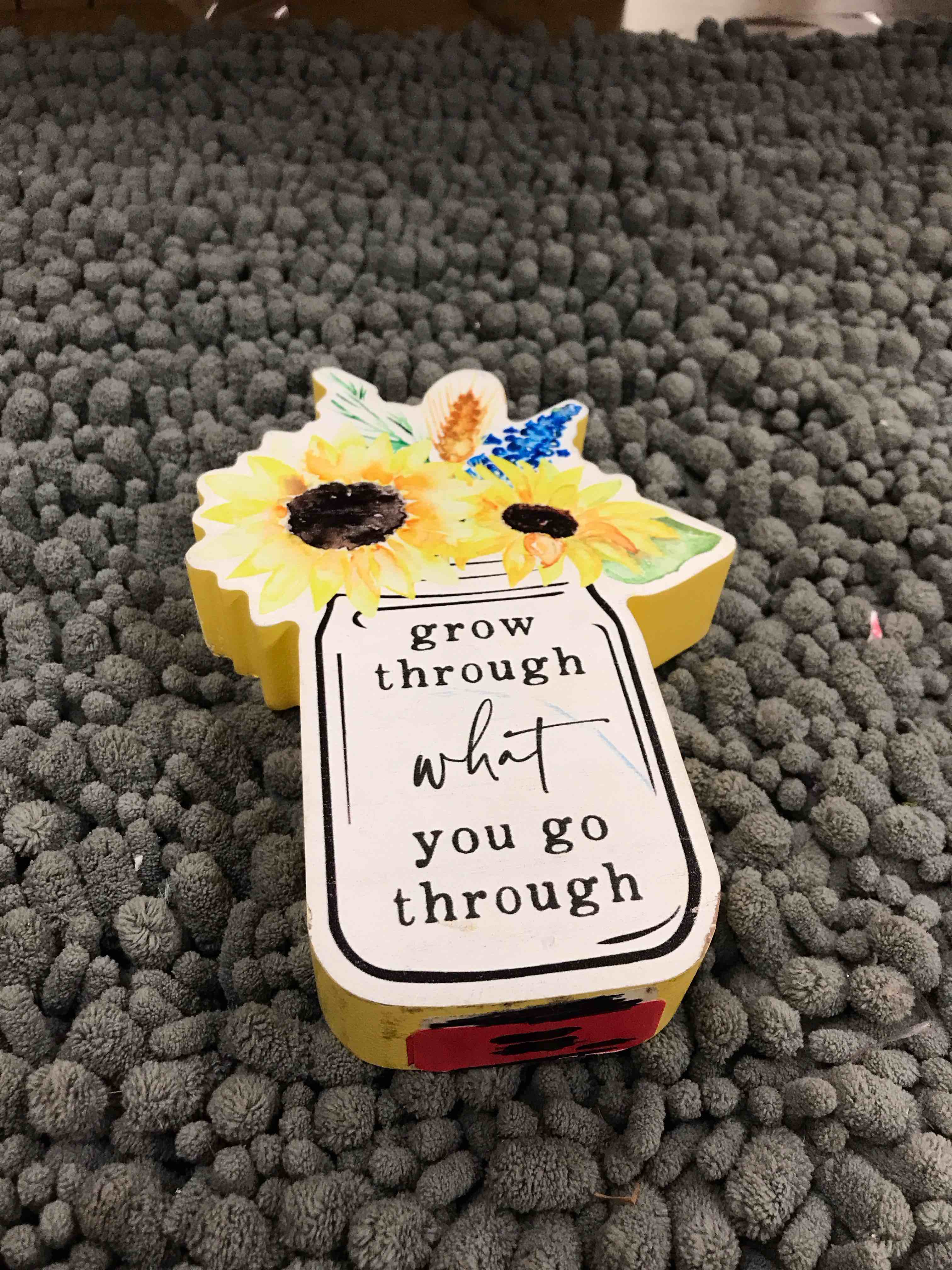 Condition photo showing New/Like New for wooden plaque 