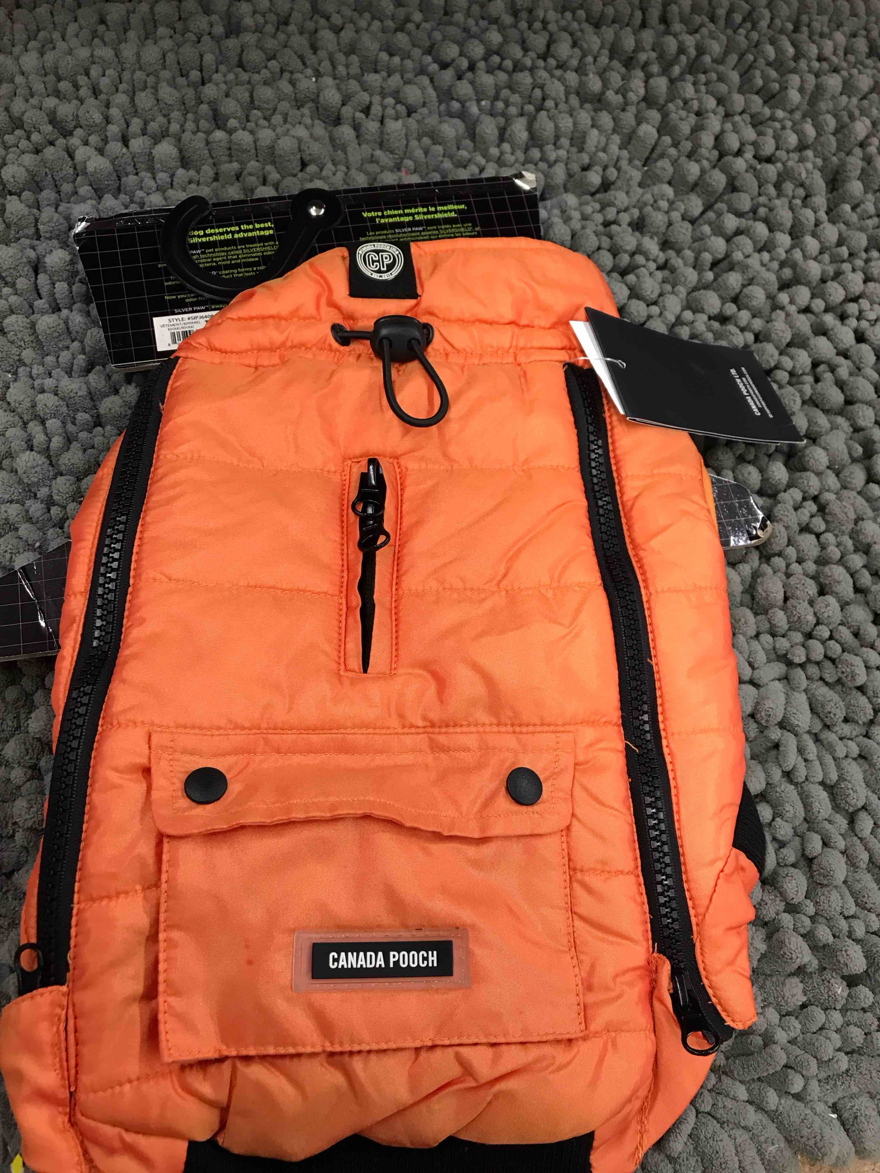 Condition photo showing New/Like New for canada pooch dog vest