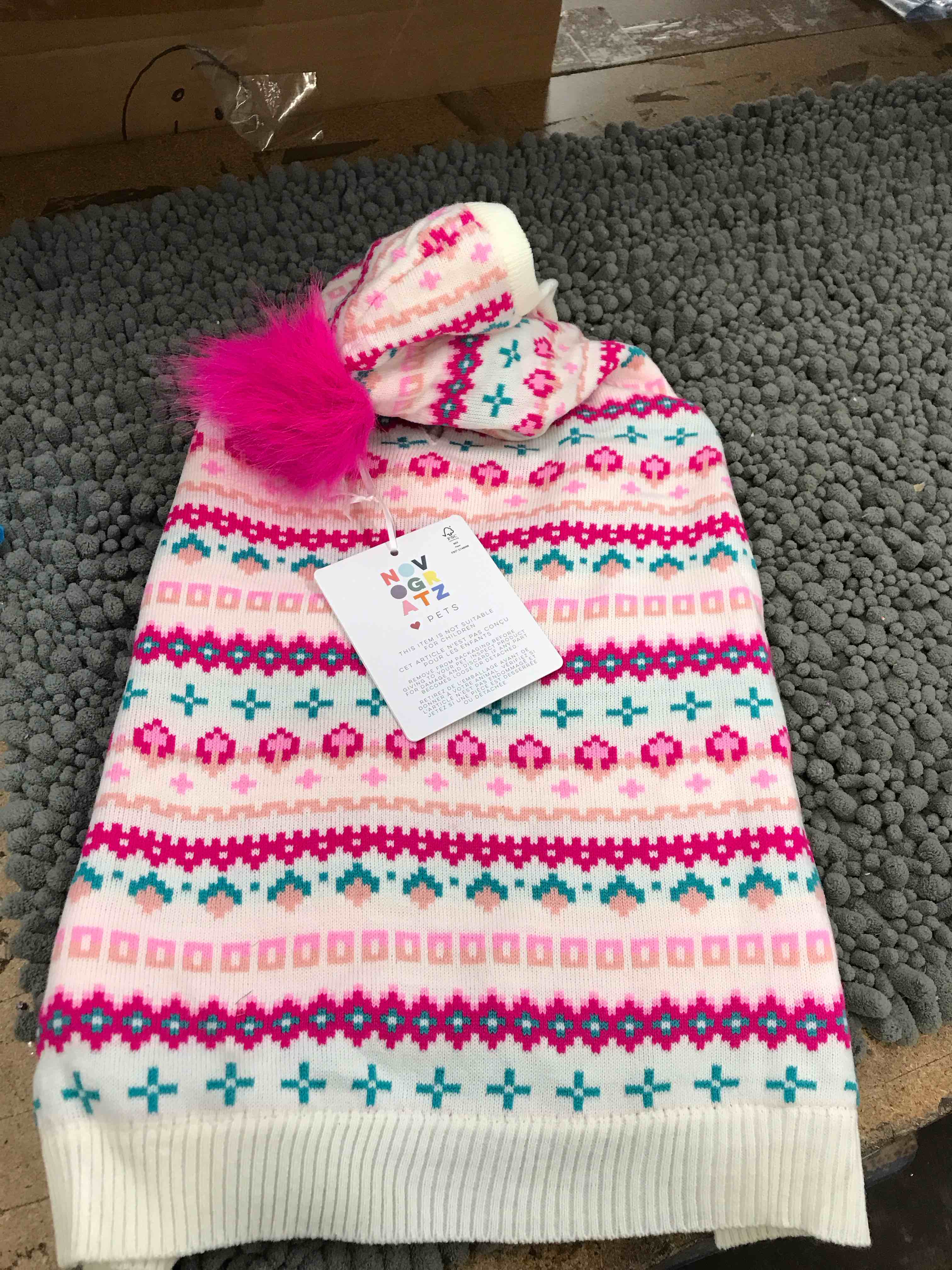 Condition photo showing New/Like New for dog sweater