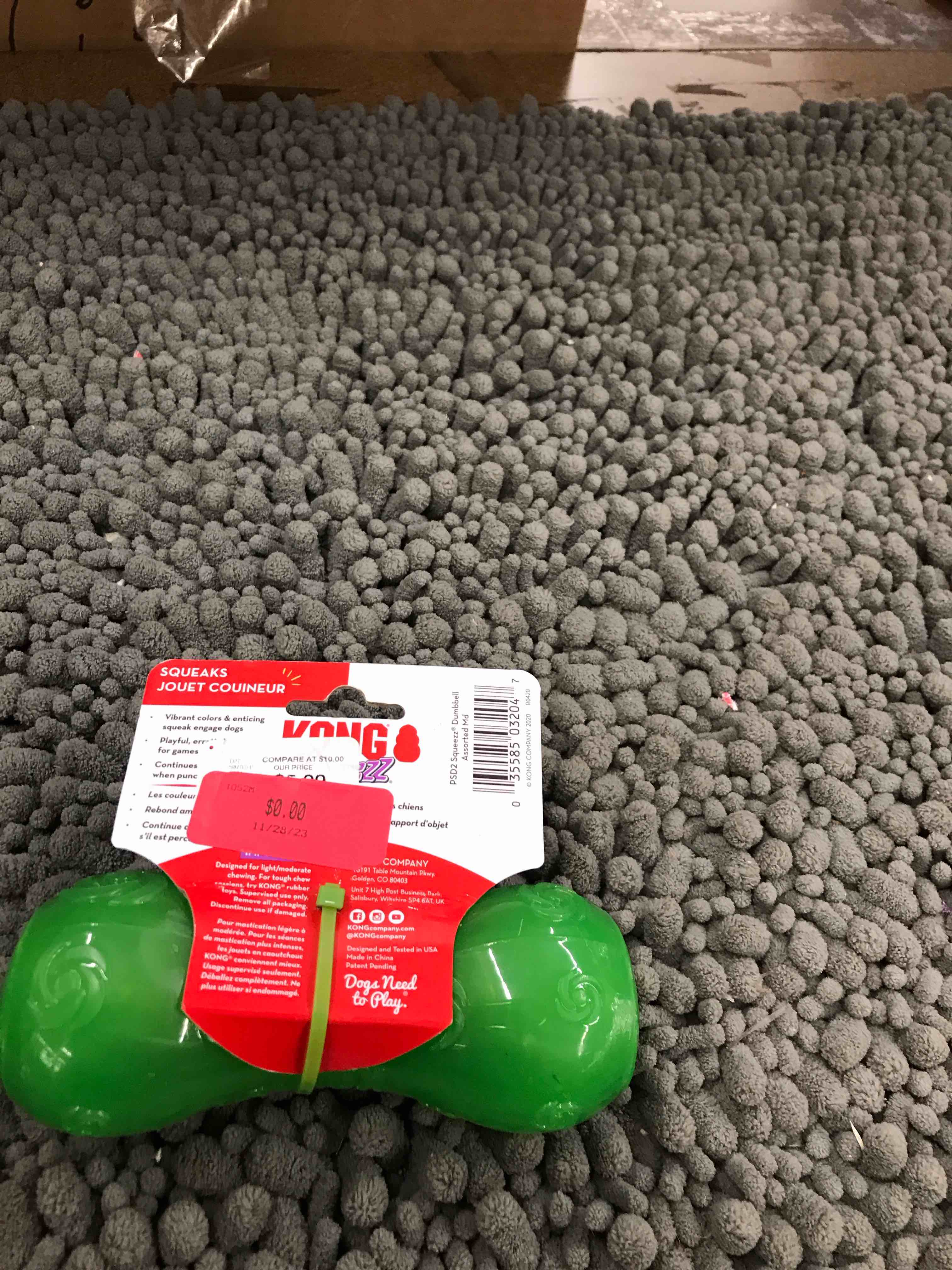 Condition photo showing New/Like New for dog squeeze toy