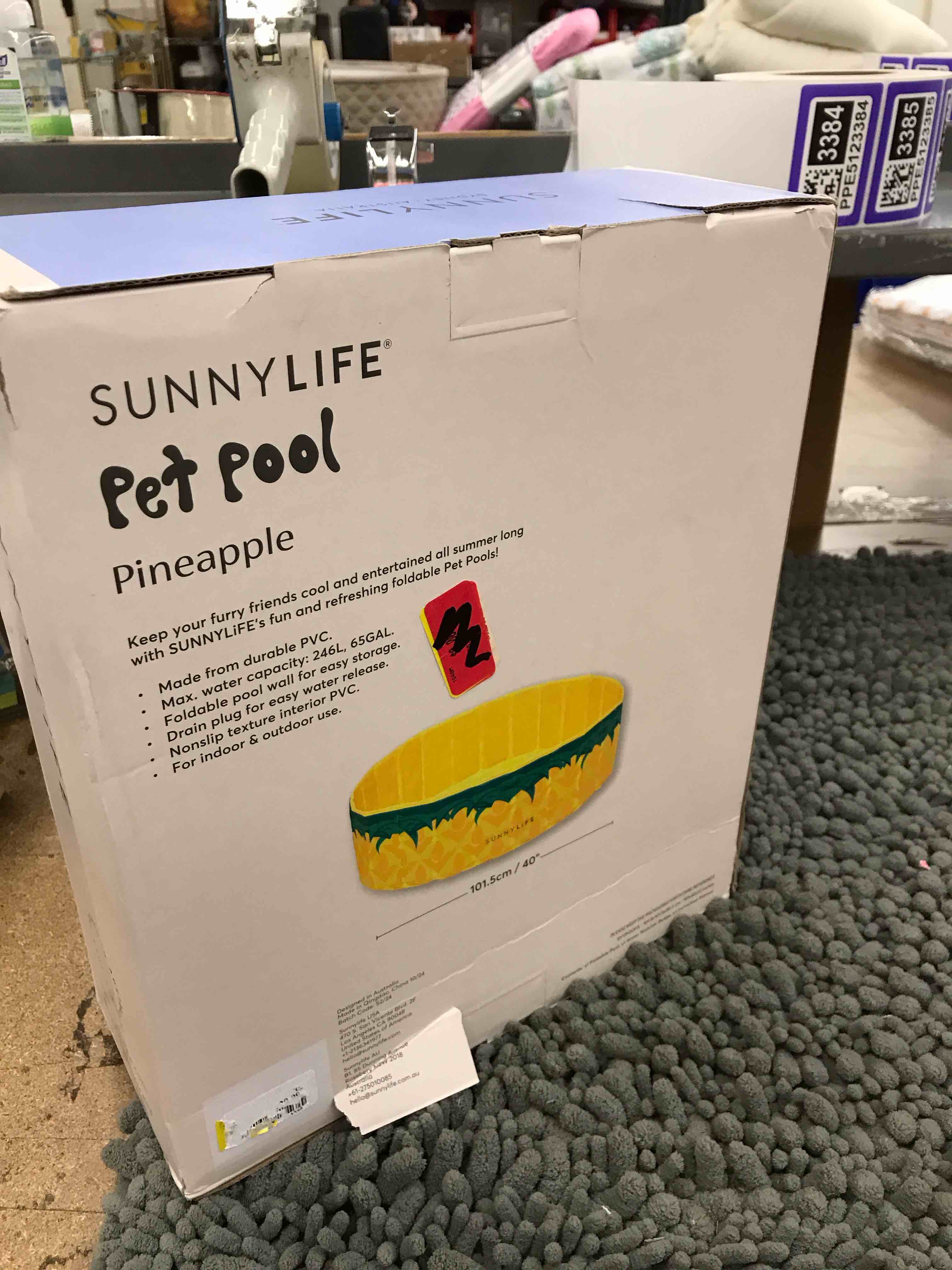 Condition photo showing New/Like New for pineapple designed pet pool