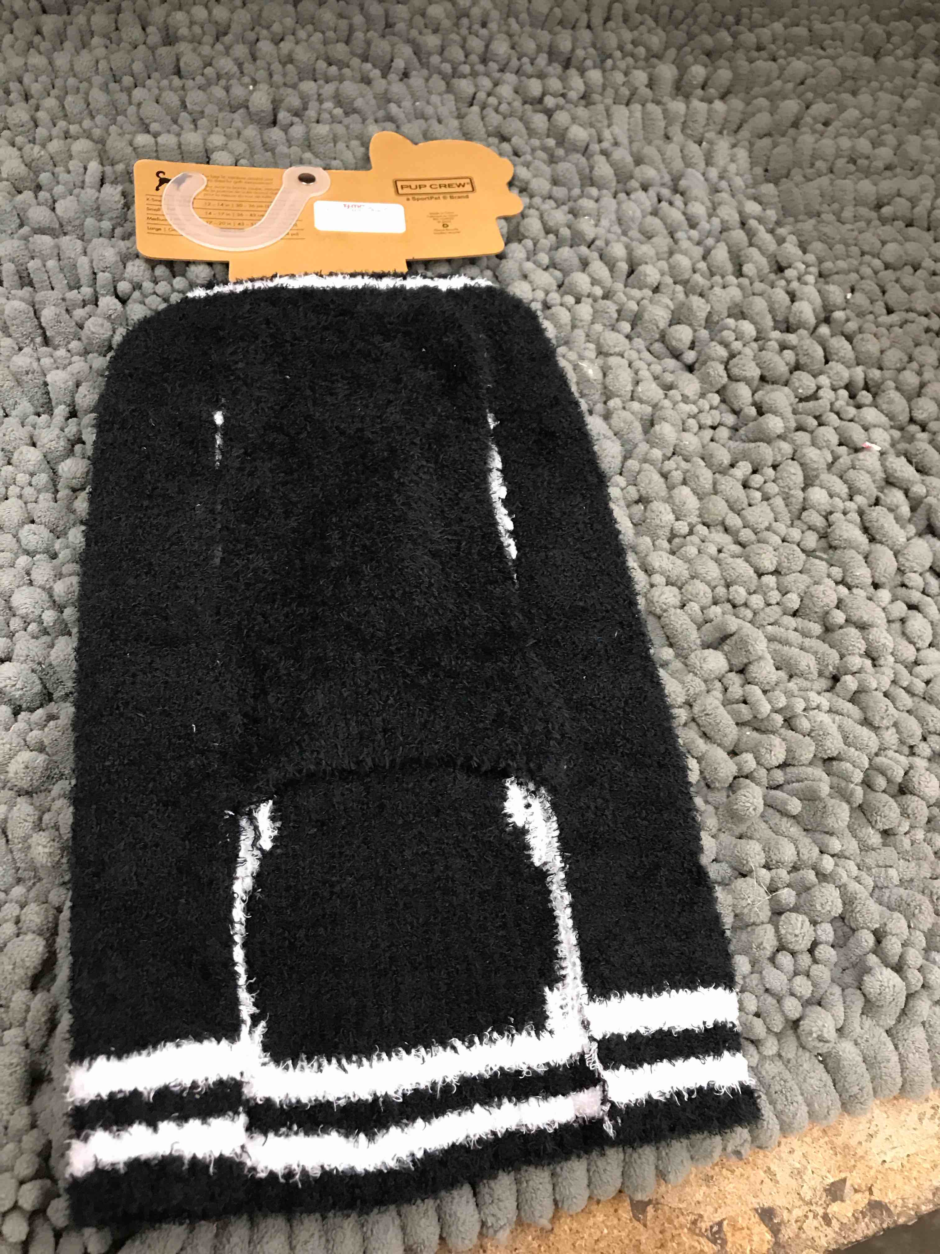 Condition photo showing New/Like New for dog sweater