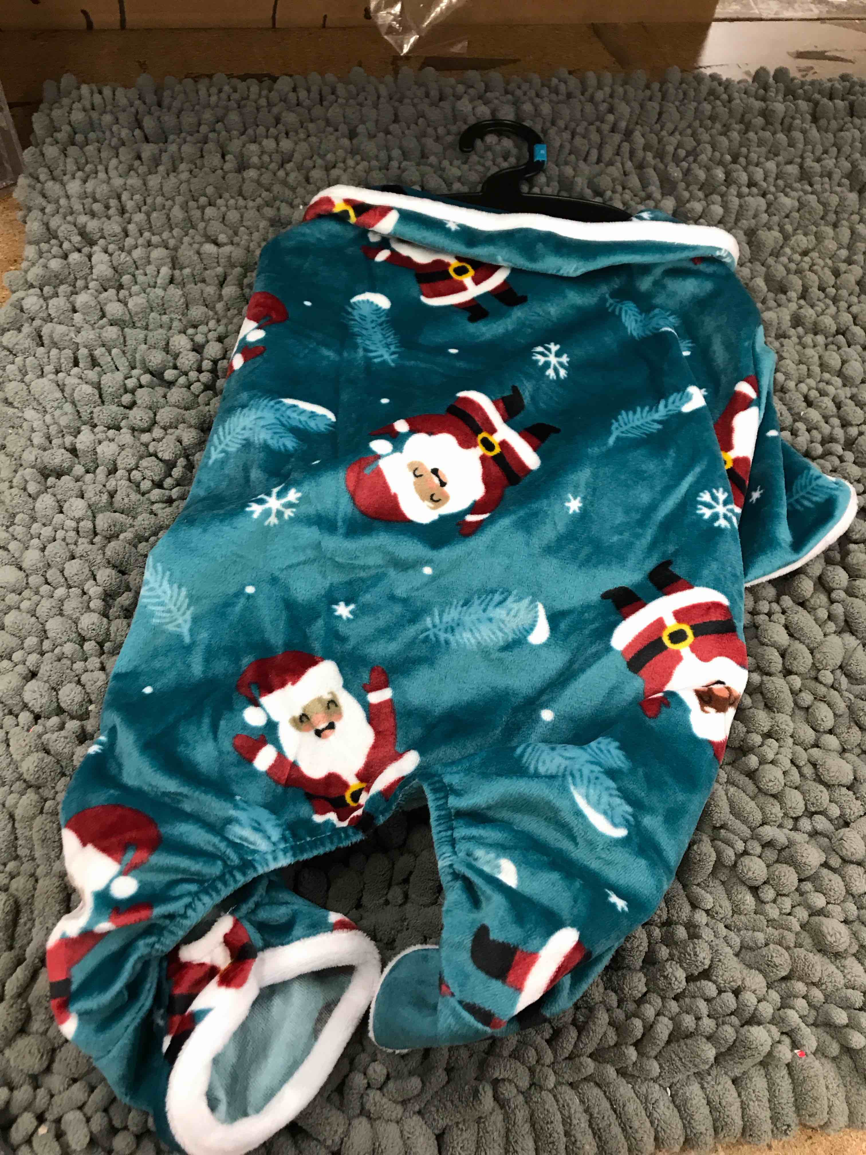 Condition photo showing New/Like New for dog apparel 