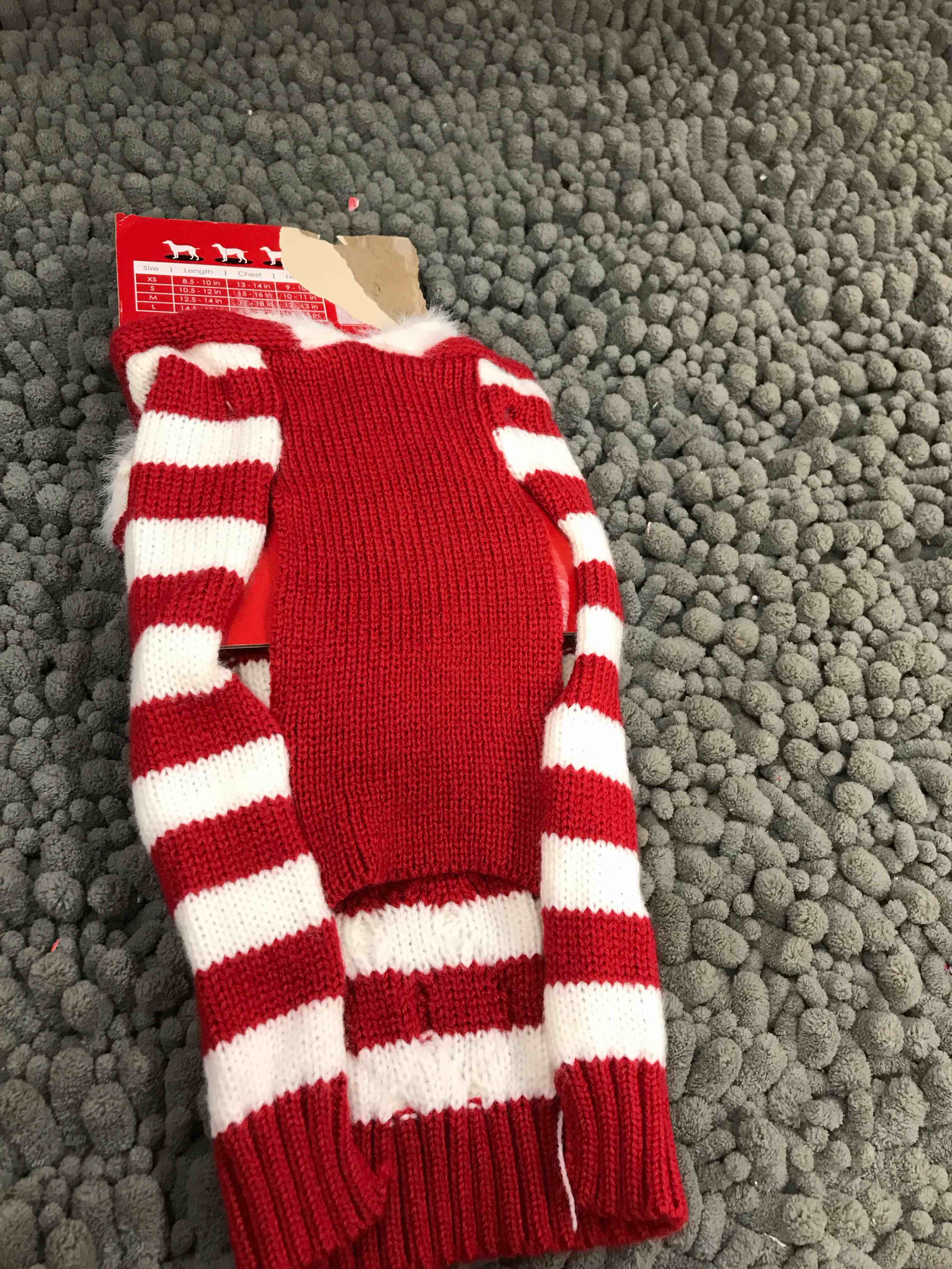 Condition photo showing New/Like New for dog sweater