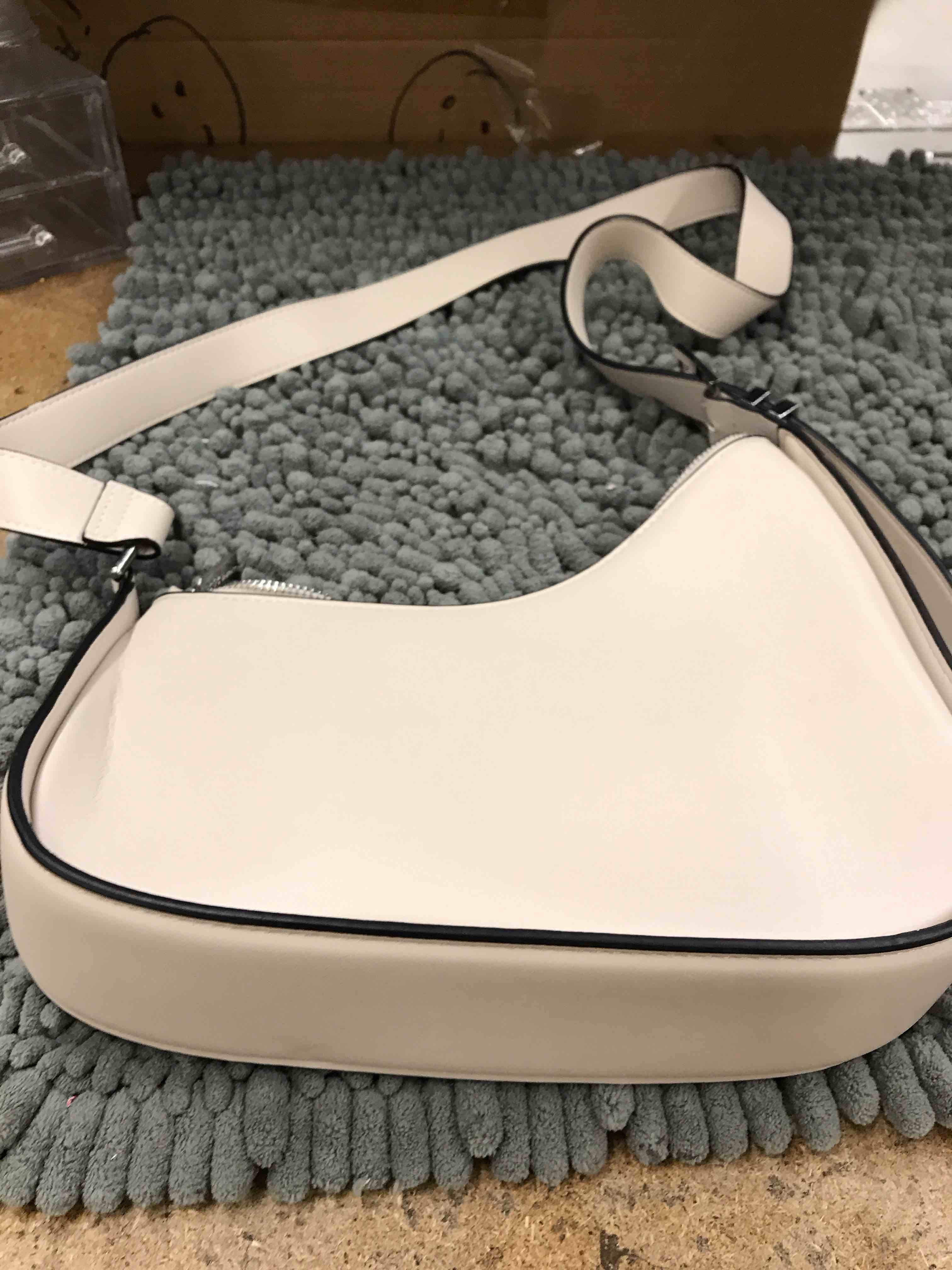 Condition photo showing New/Like New for bcbgeneration purse