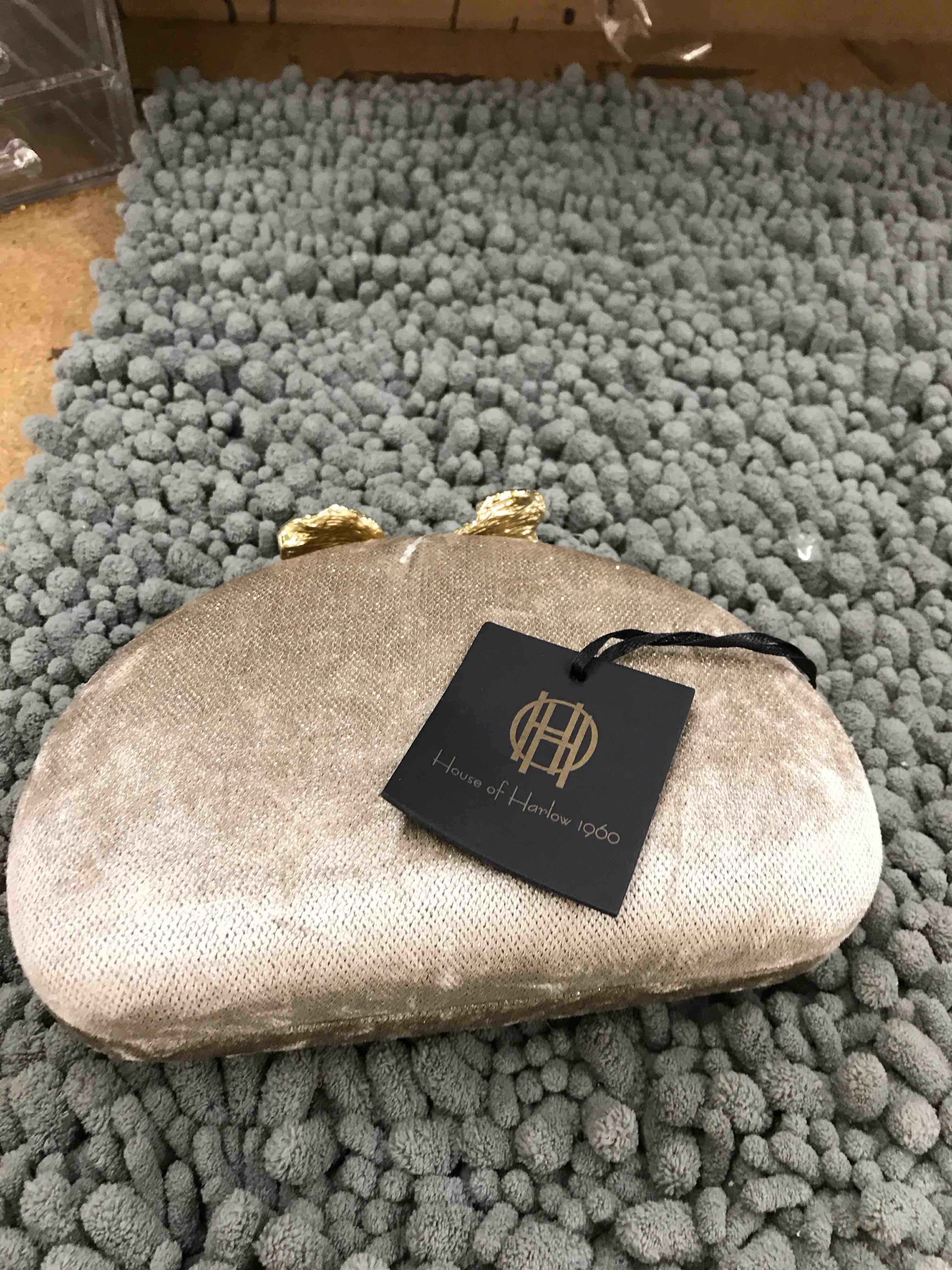 Condition photo showing New/Like New for house of harlow purse 
