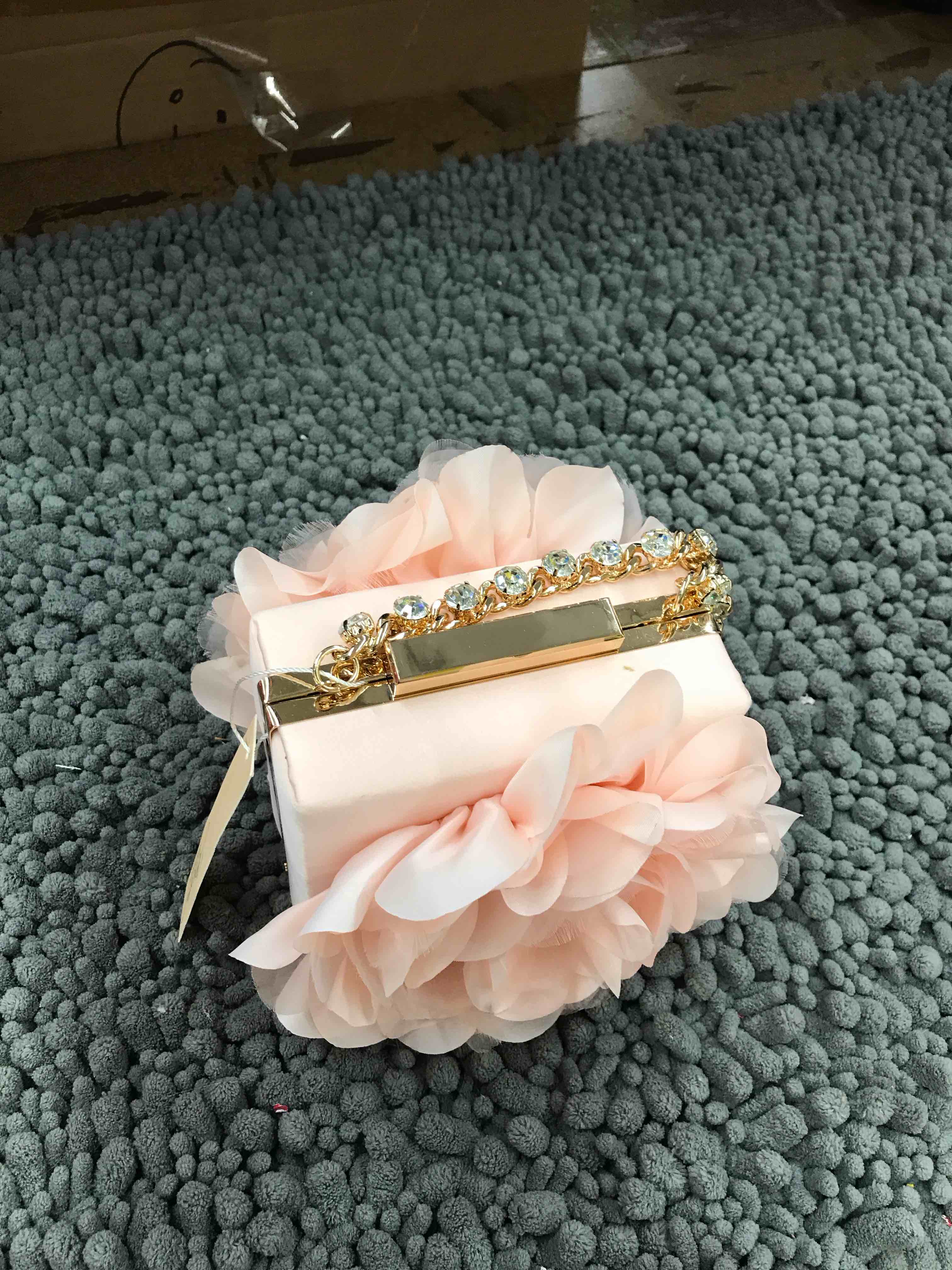 Condition photo showing New/Like New for jewel badgley mischa purse