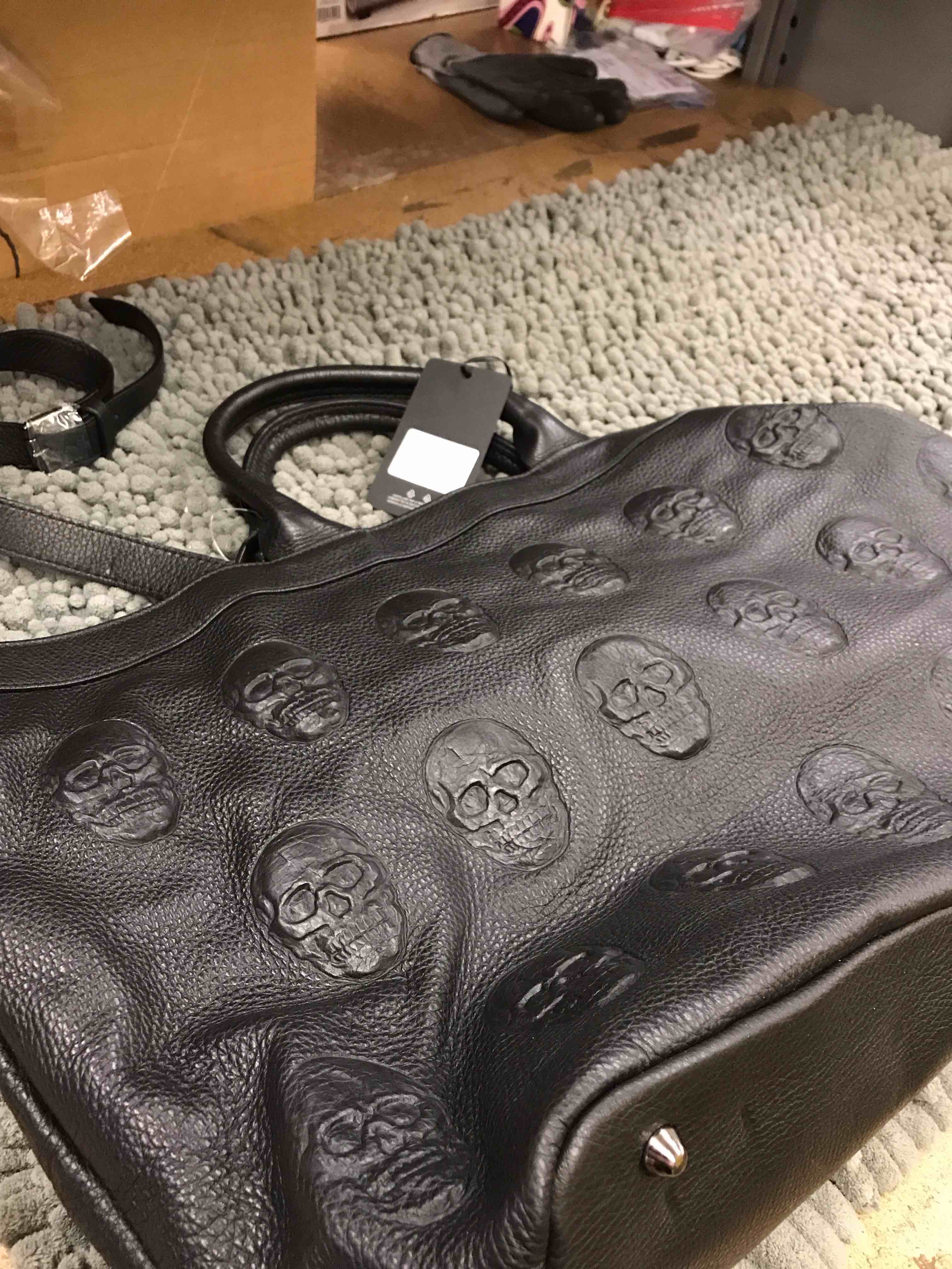 Condition photo showing New/Like New for skull bag