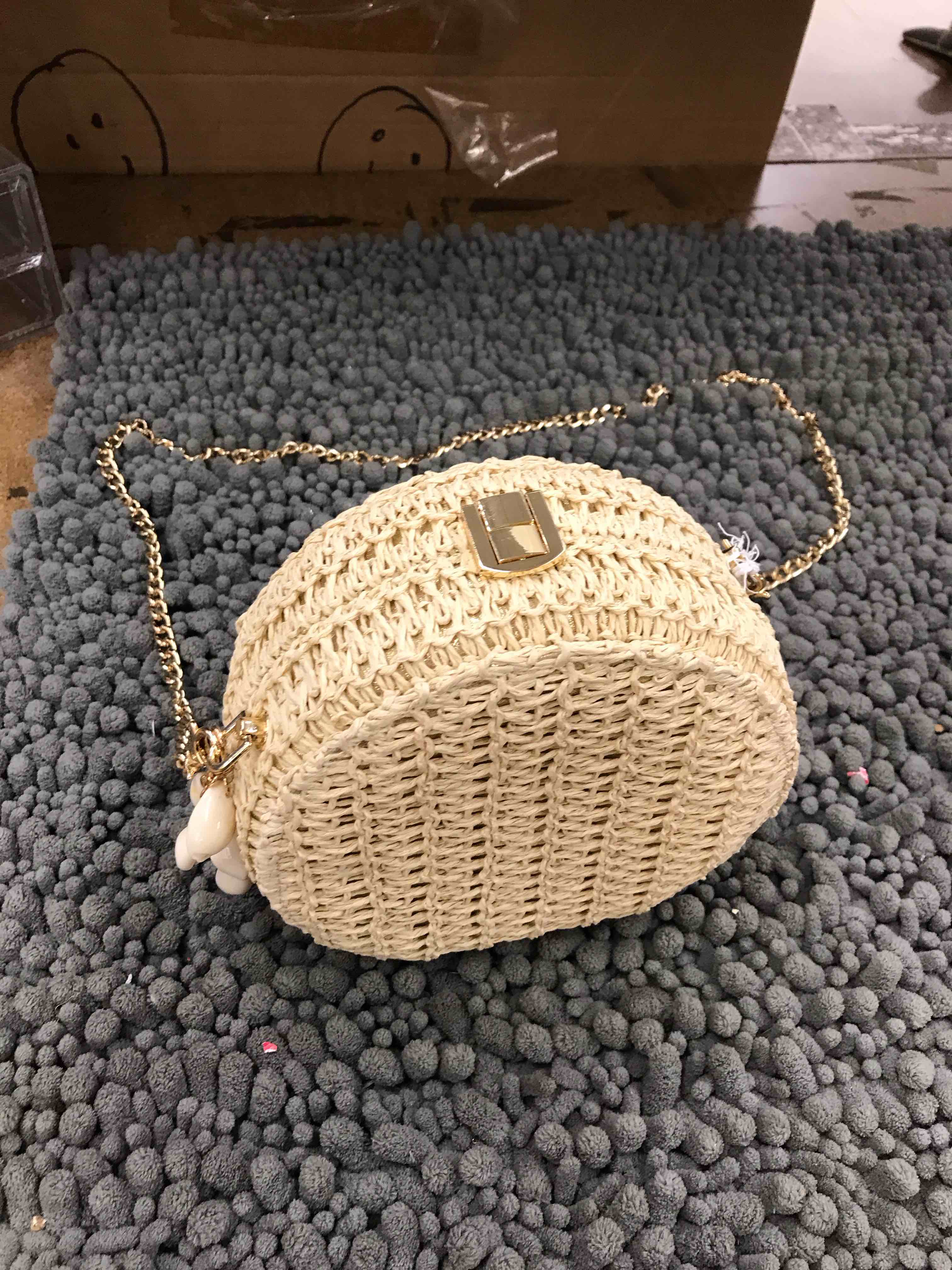 Condition photo showing New/Like New for straw handbag purse