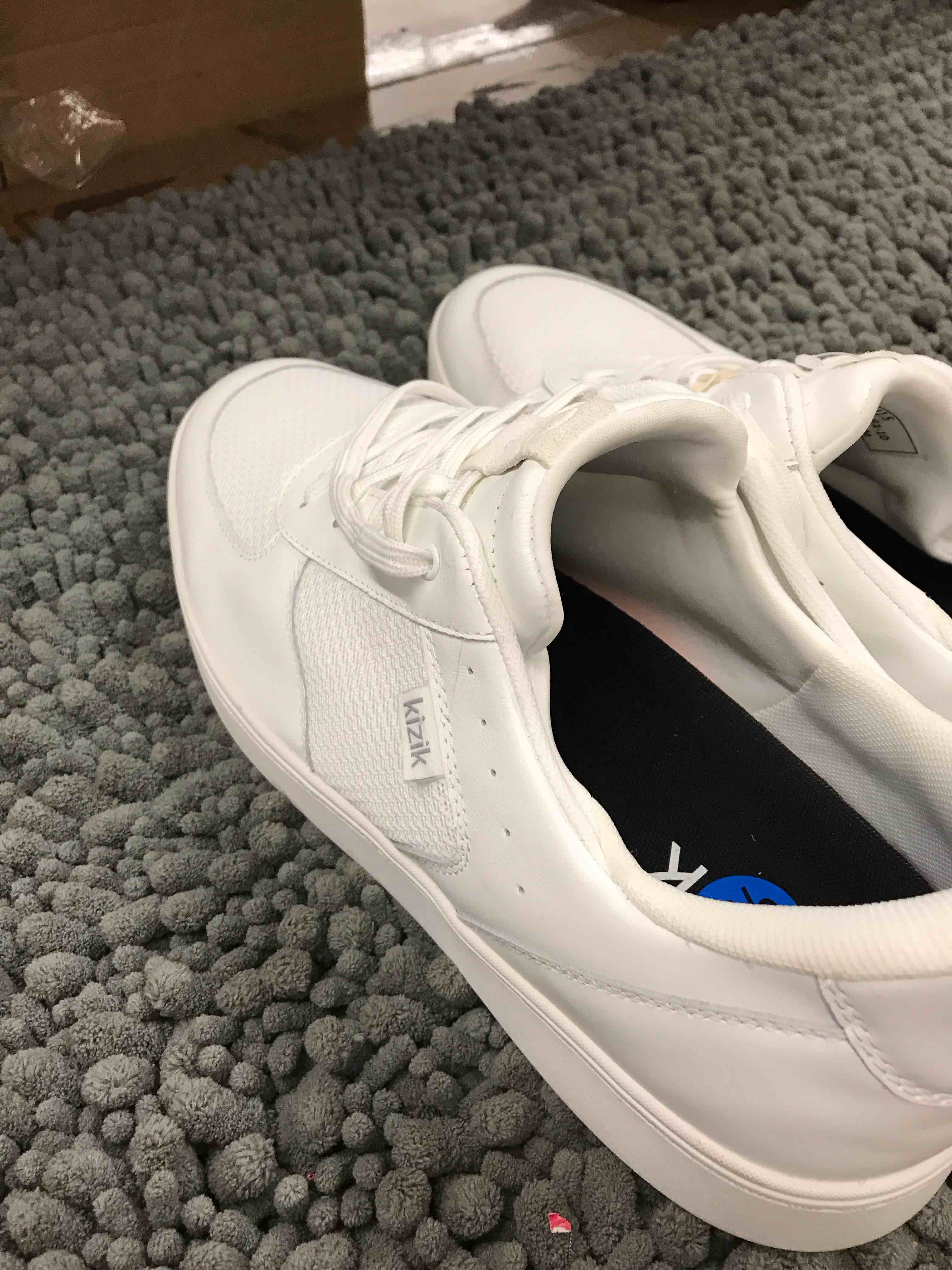 Condition photo showing Good Condition for kizik shoes