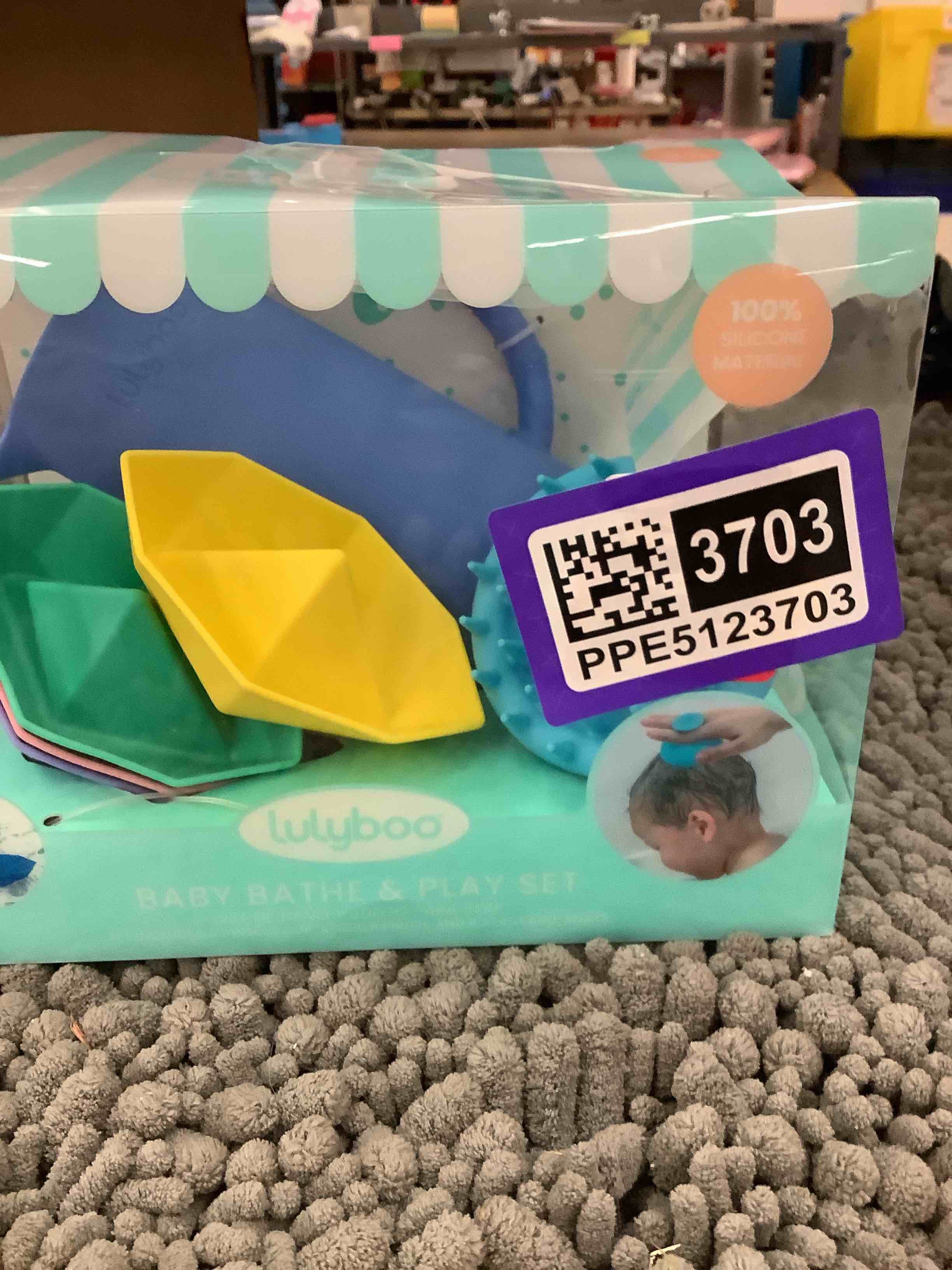 Condition photo showing Good Condition for lulyboo silicone baby bath toys gift set - rinse cup, scalp scrubber & boat toys for fun bath time for infants and toddlers - brights - 6pc