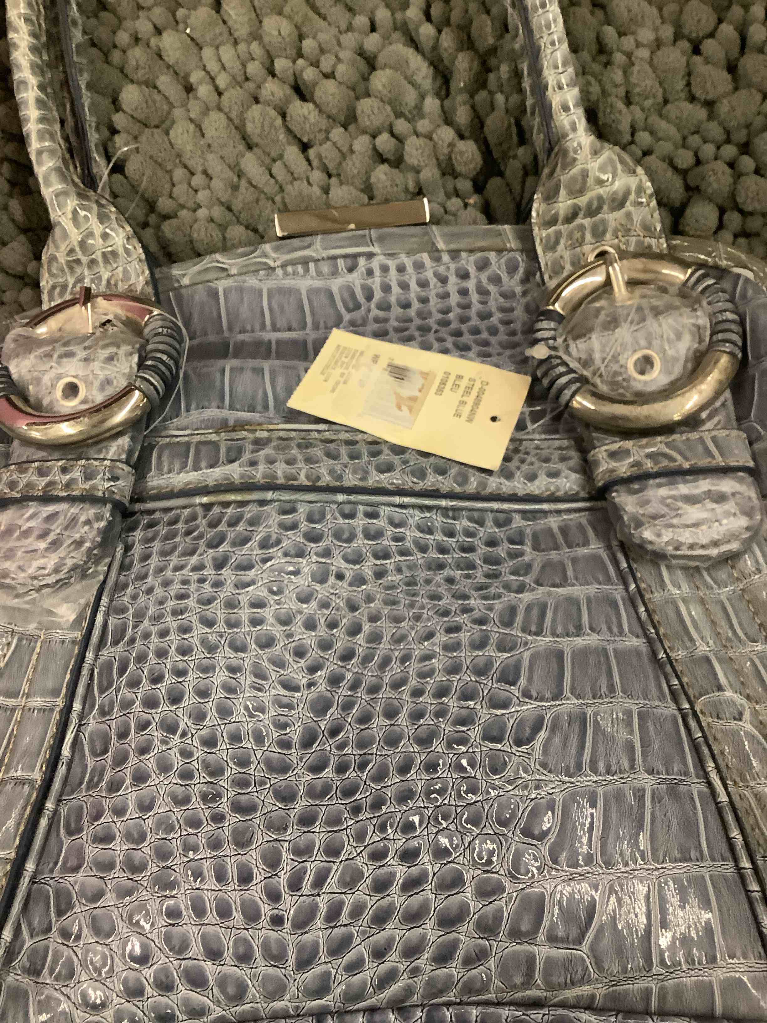 Condition photo showing Good Condition for nine west purse