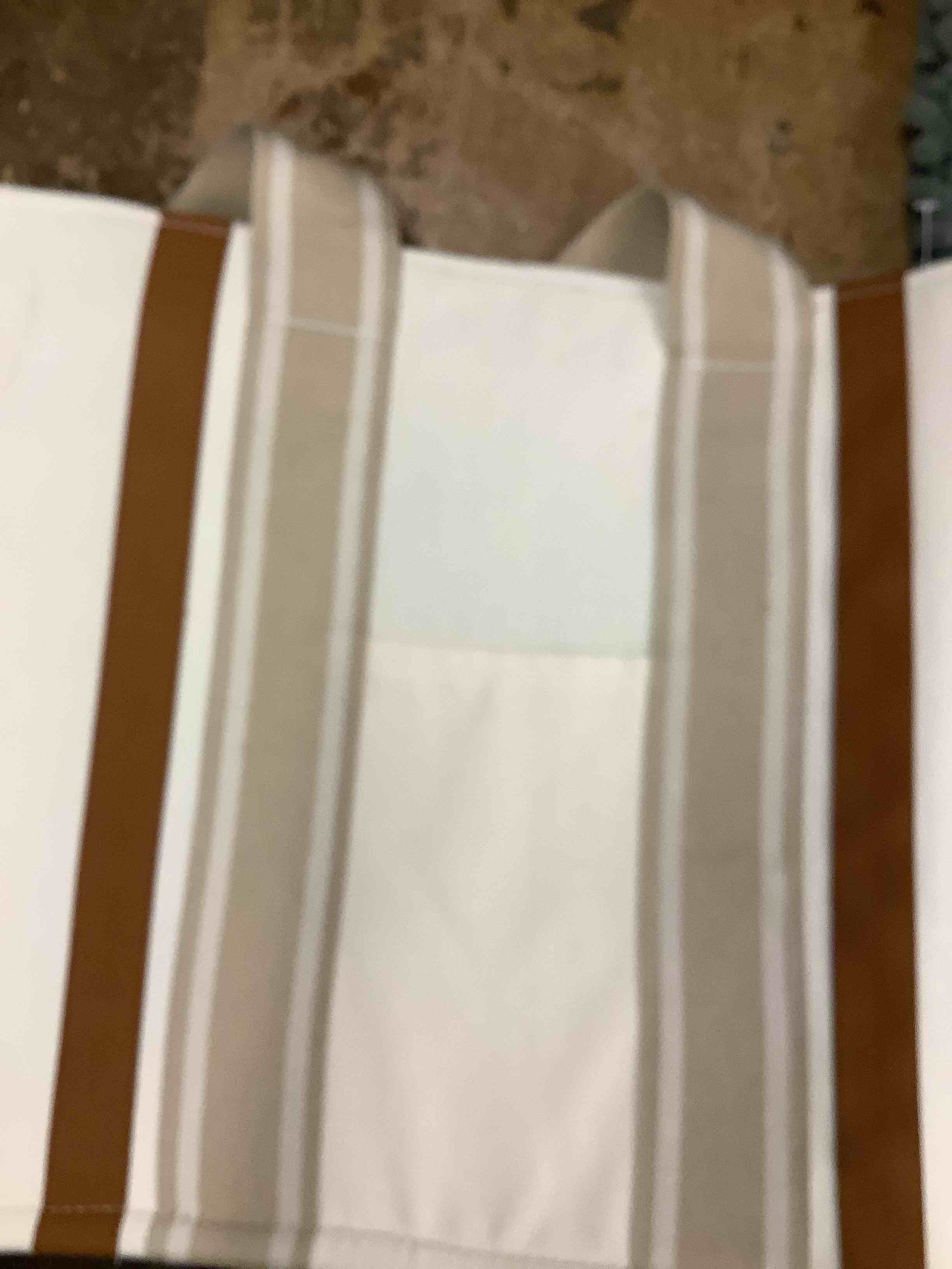 Condition photo showing Good Condition for banana boat purse