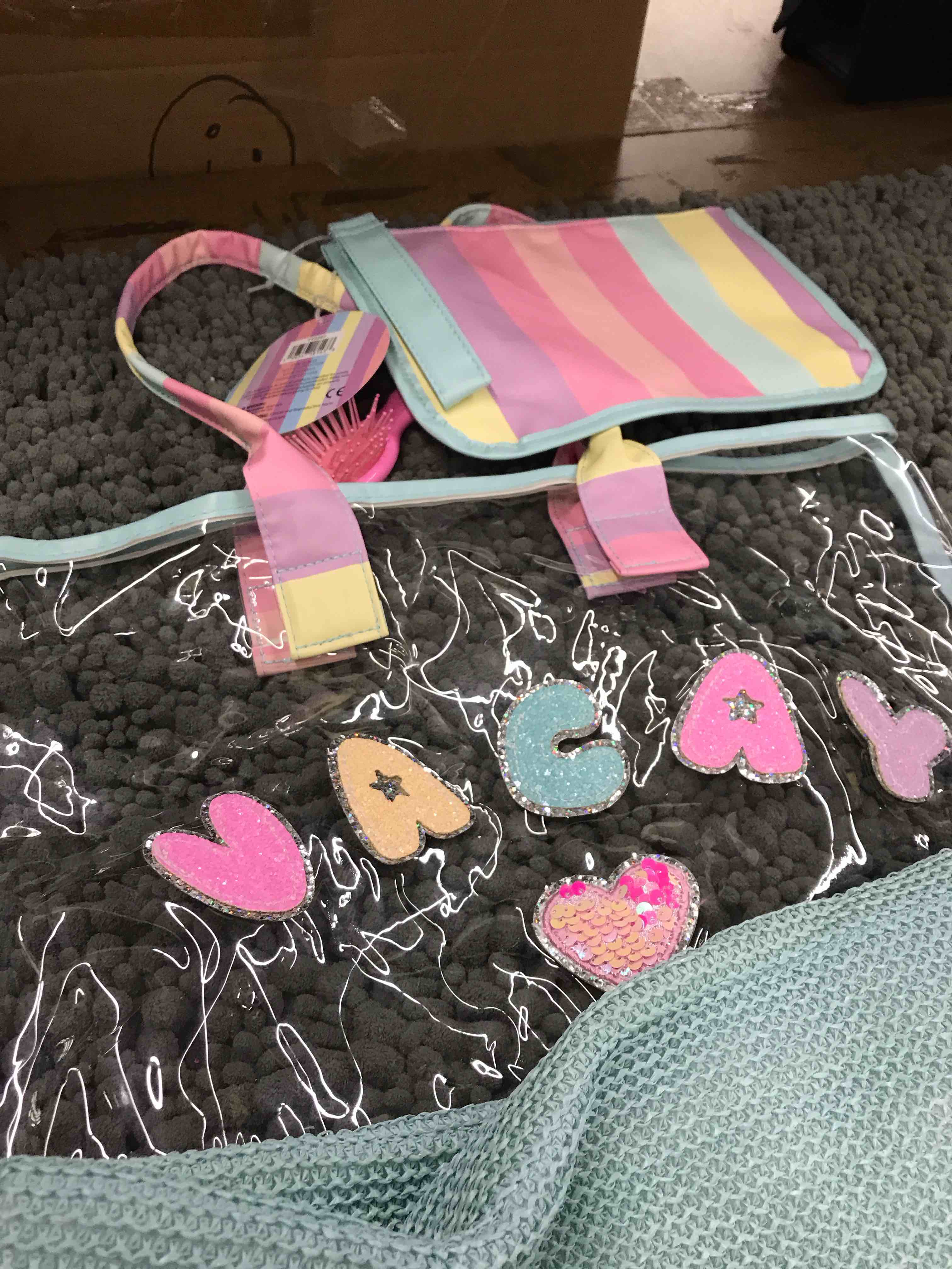 Condition photo showing New/Like New for 3 pc bag set