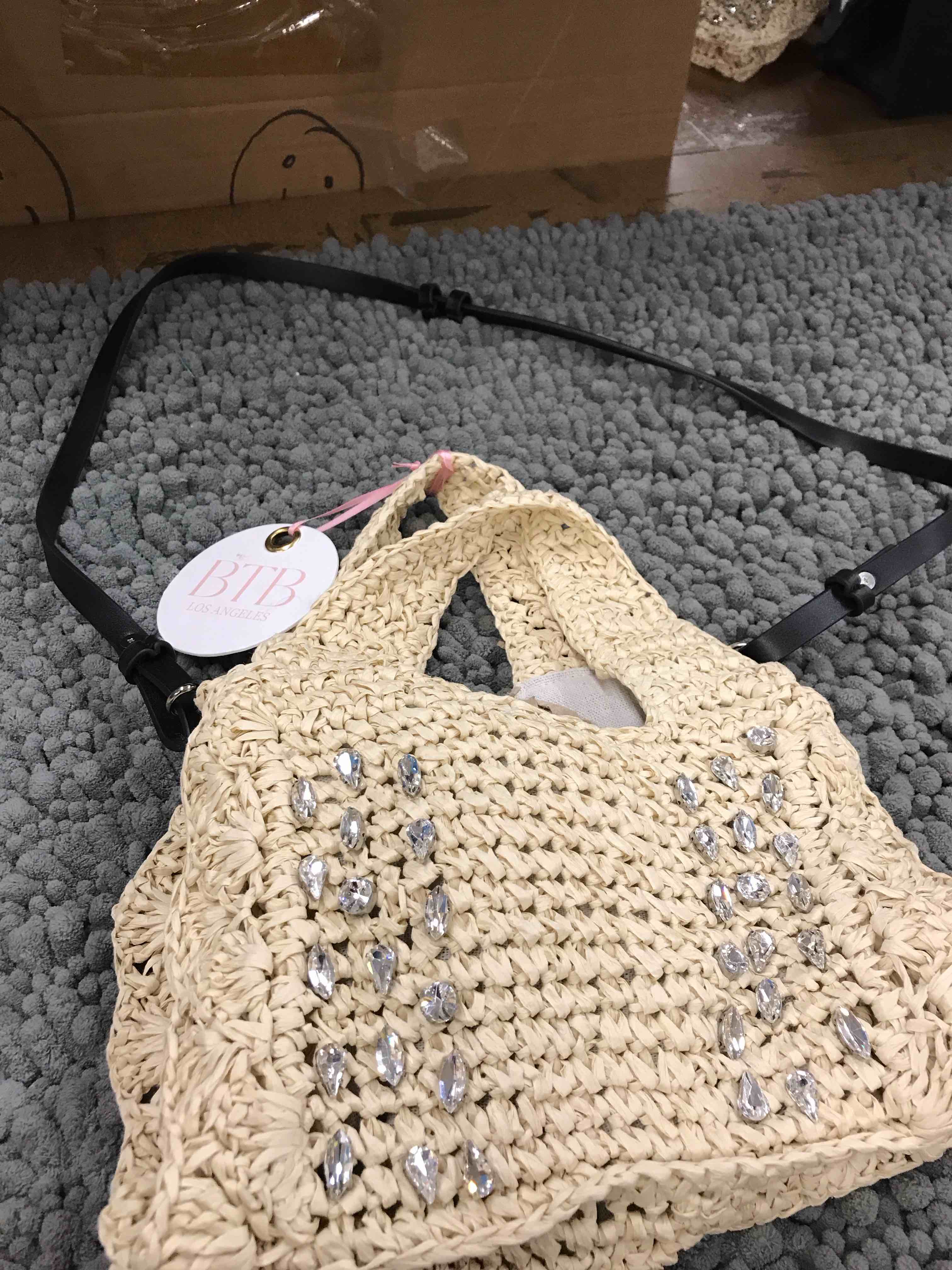 Condition photo showing New/Like New for btb purse