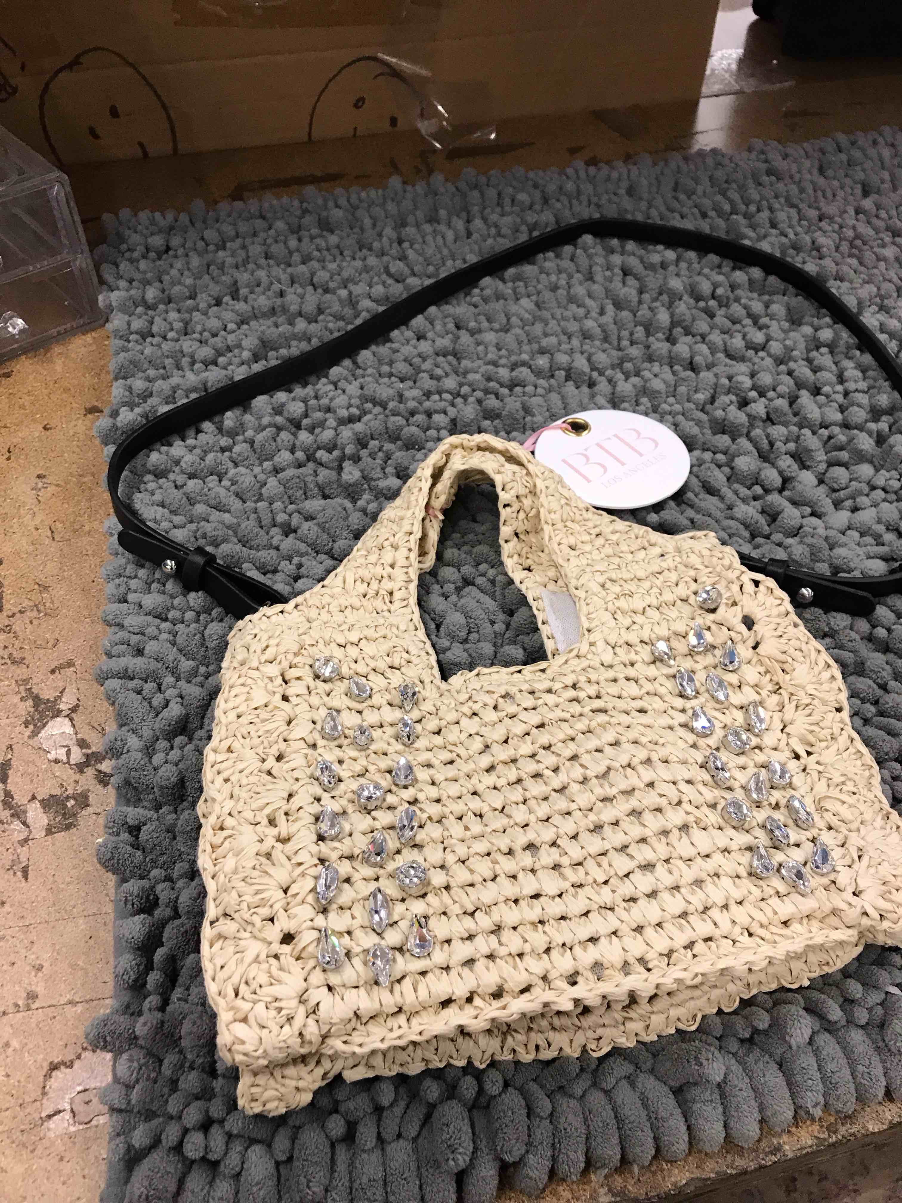 Condition photo showing New/Like New for btb purse
