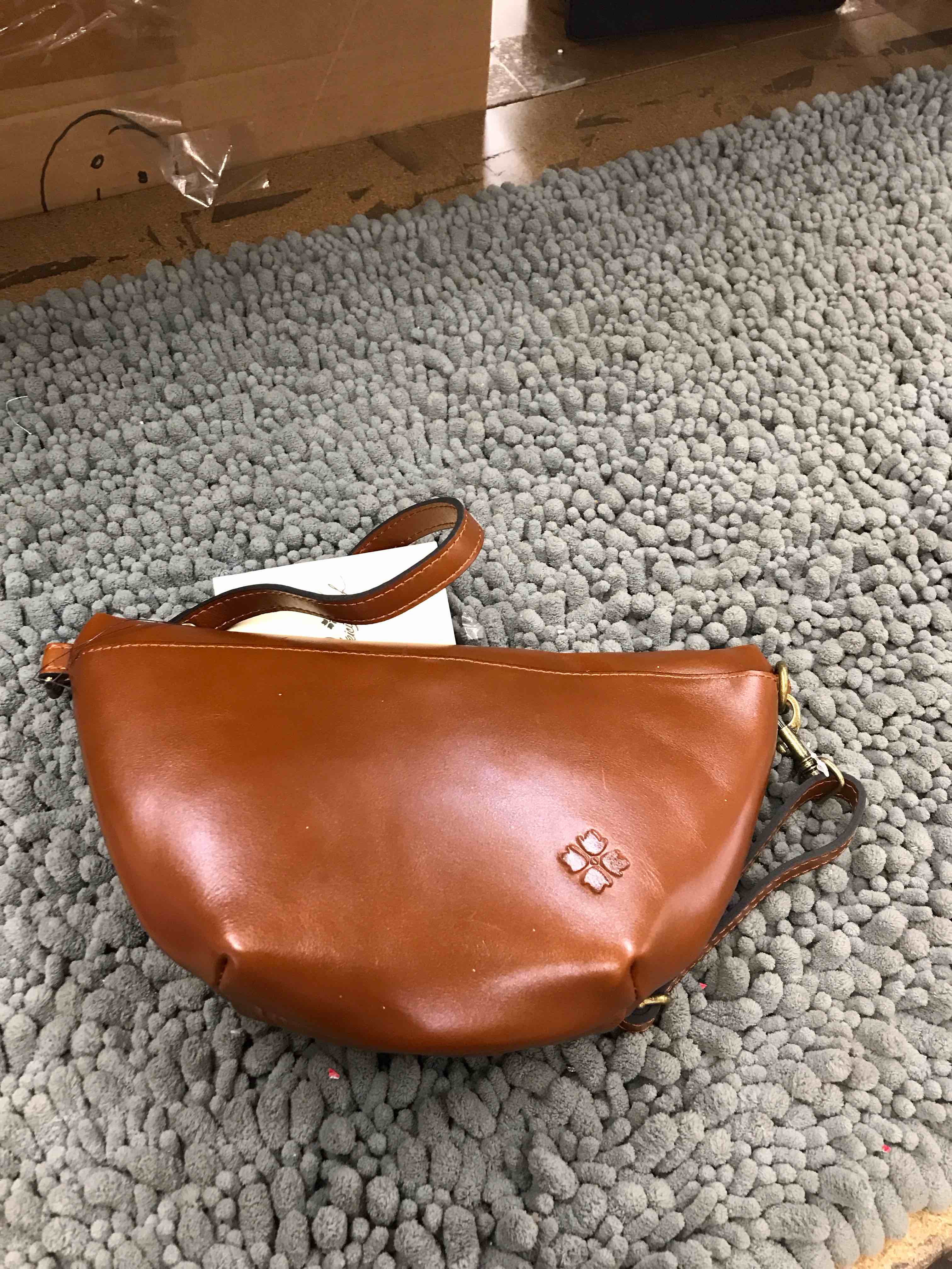 Condition photo showing New/Like New for patriciadesigns purse