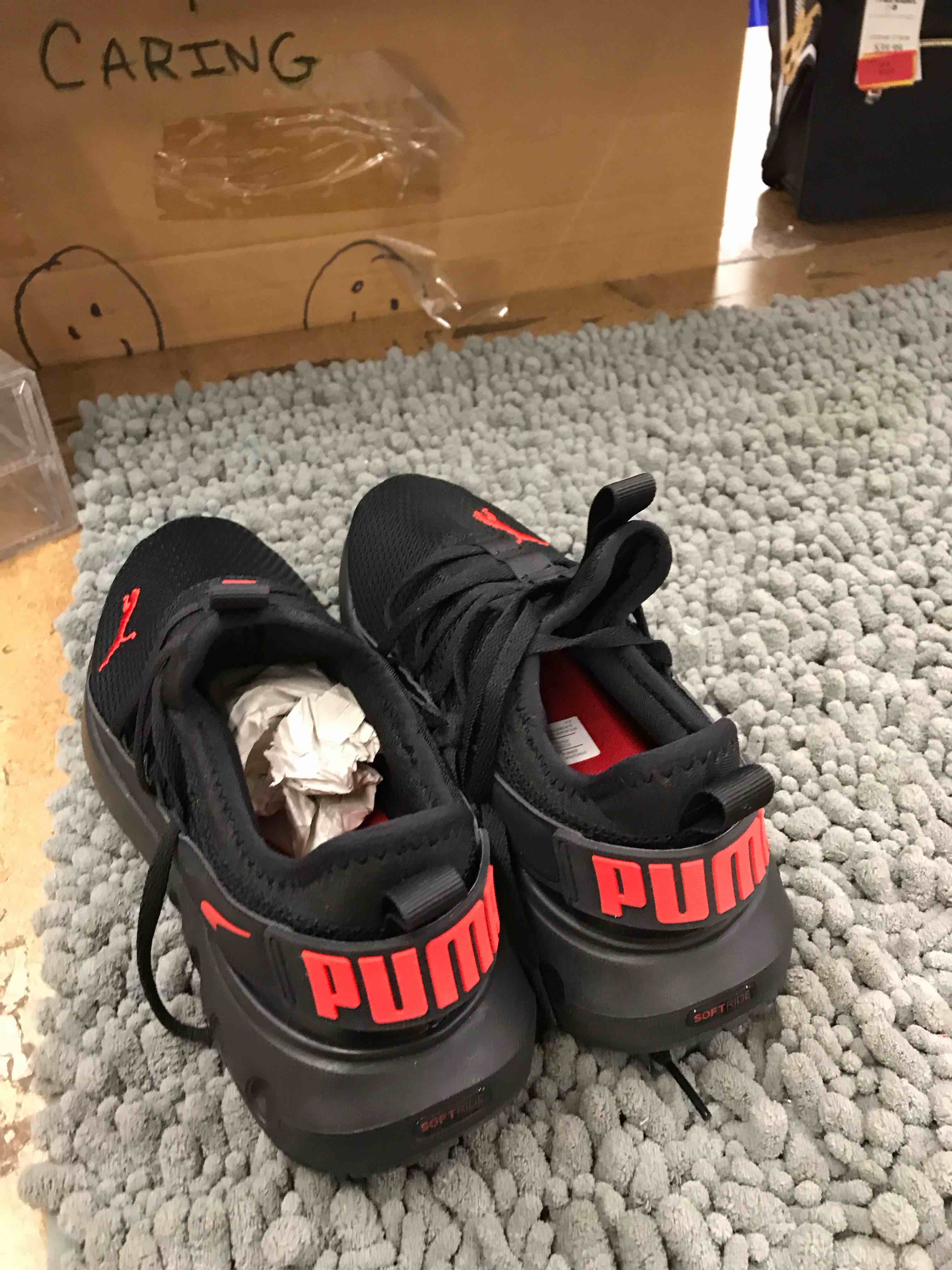 Condition photo showing New/Like New for puma shoes
