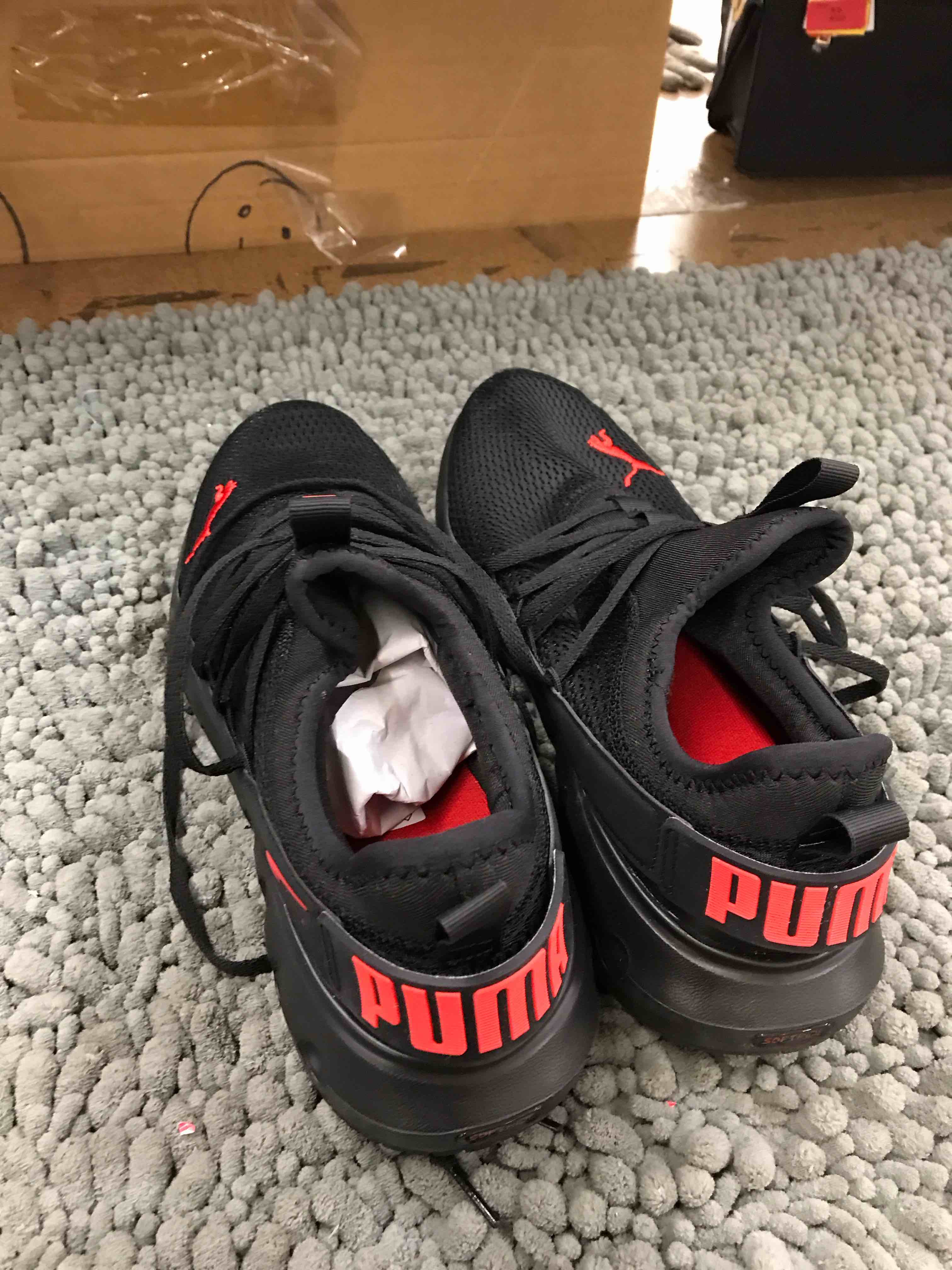 Condition photo showing New/Like New for puma shoes
