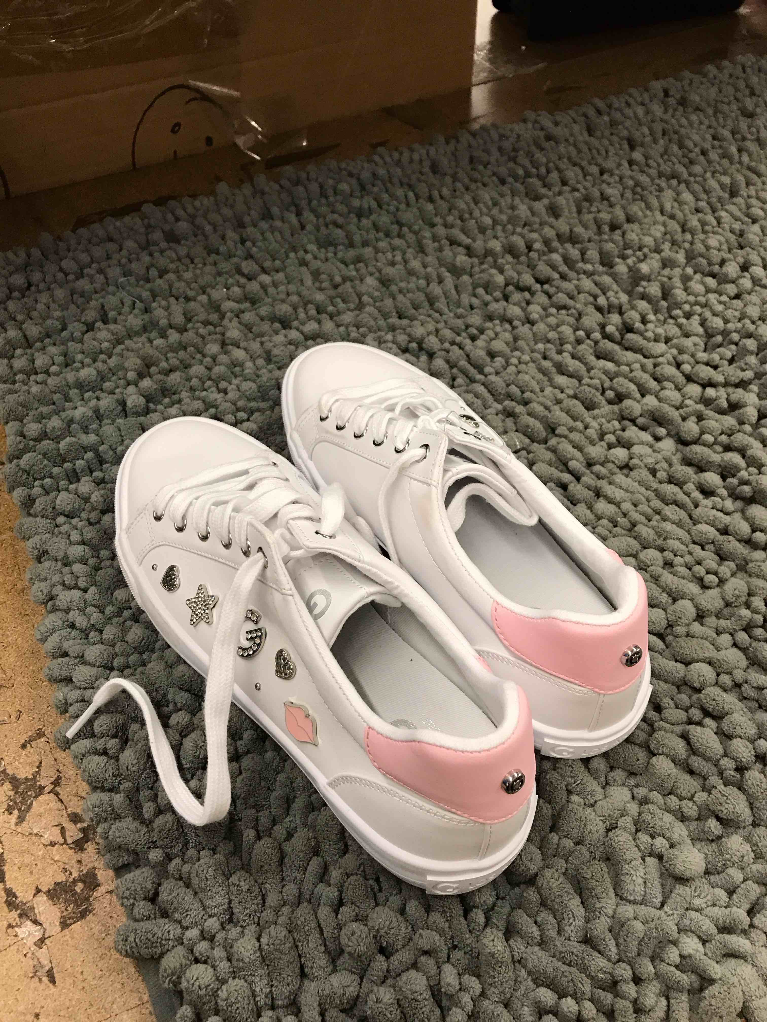 Condition photo showing New/Like New for gbg shoes