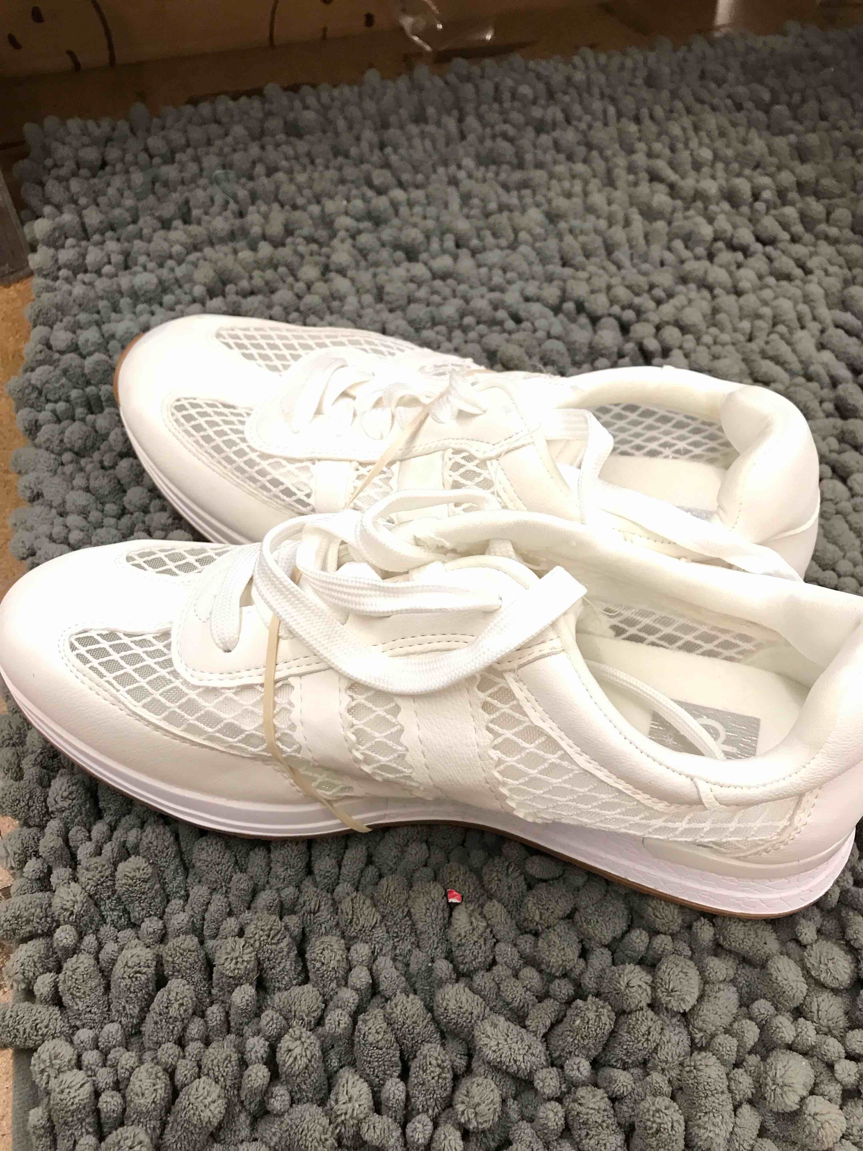 Condition photo showing New/Like New for dolce vita shoe