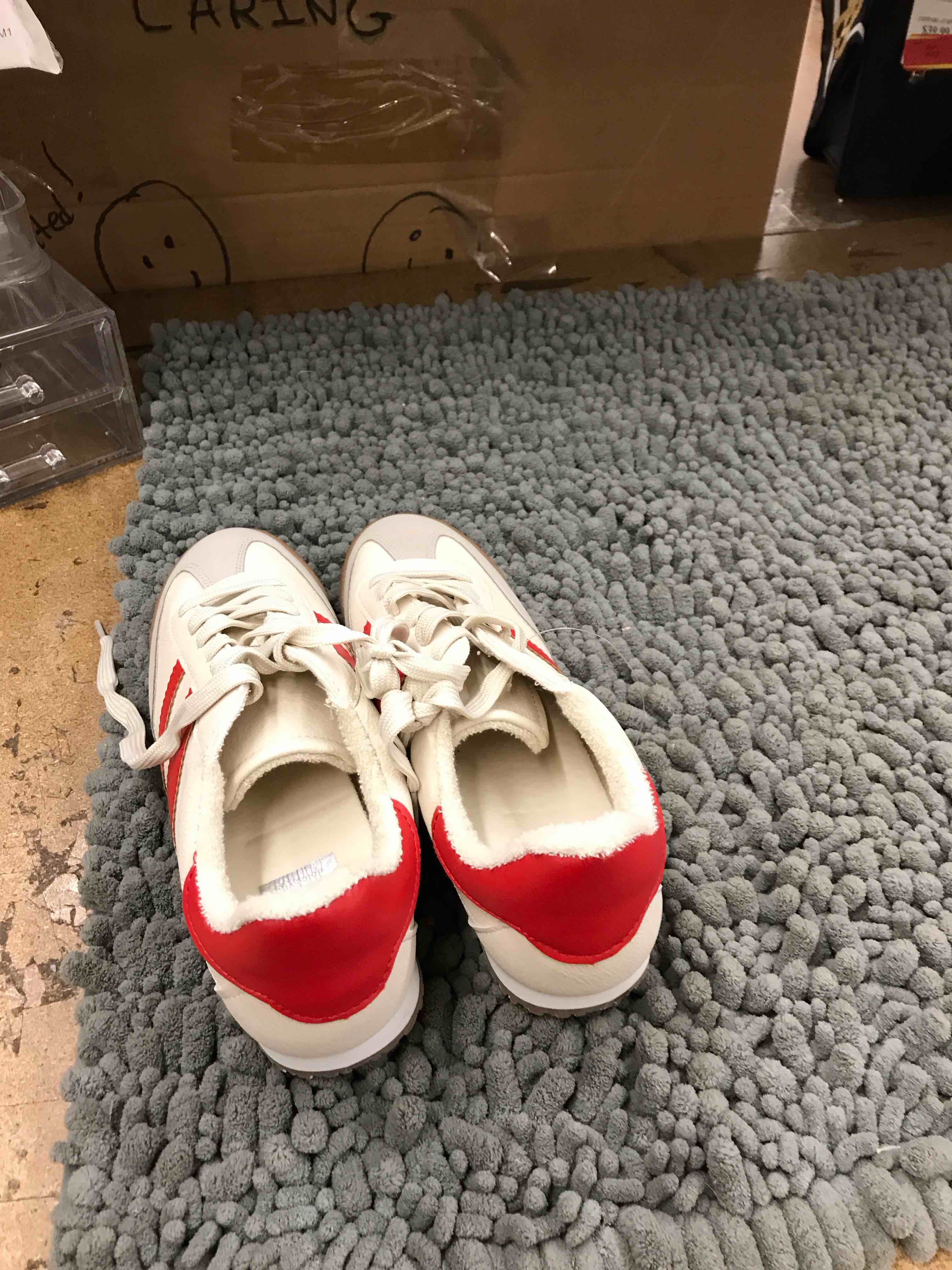 Condition photo showing New/Like New for dulce vita shoe