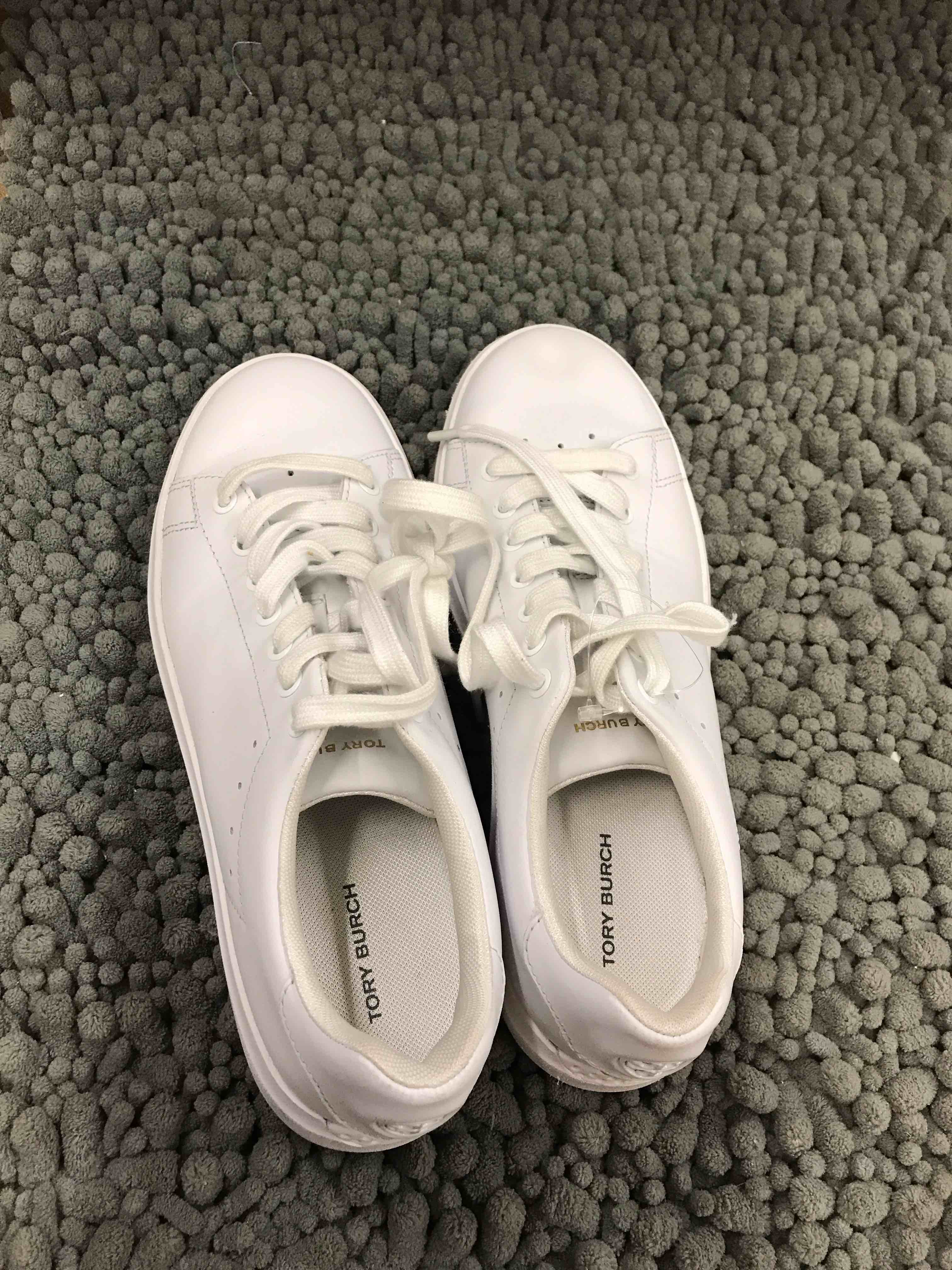 Condition photo showing New/Like New for tory burch shoe