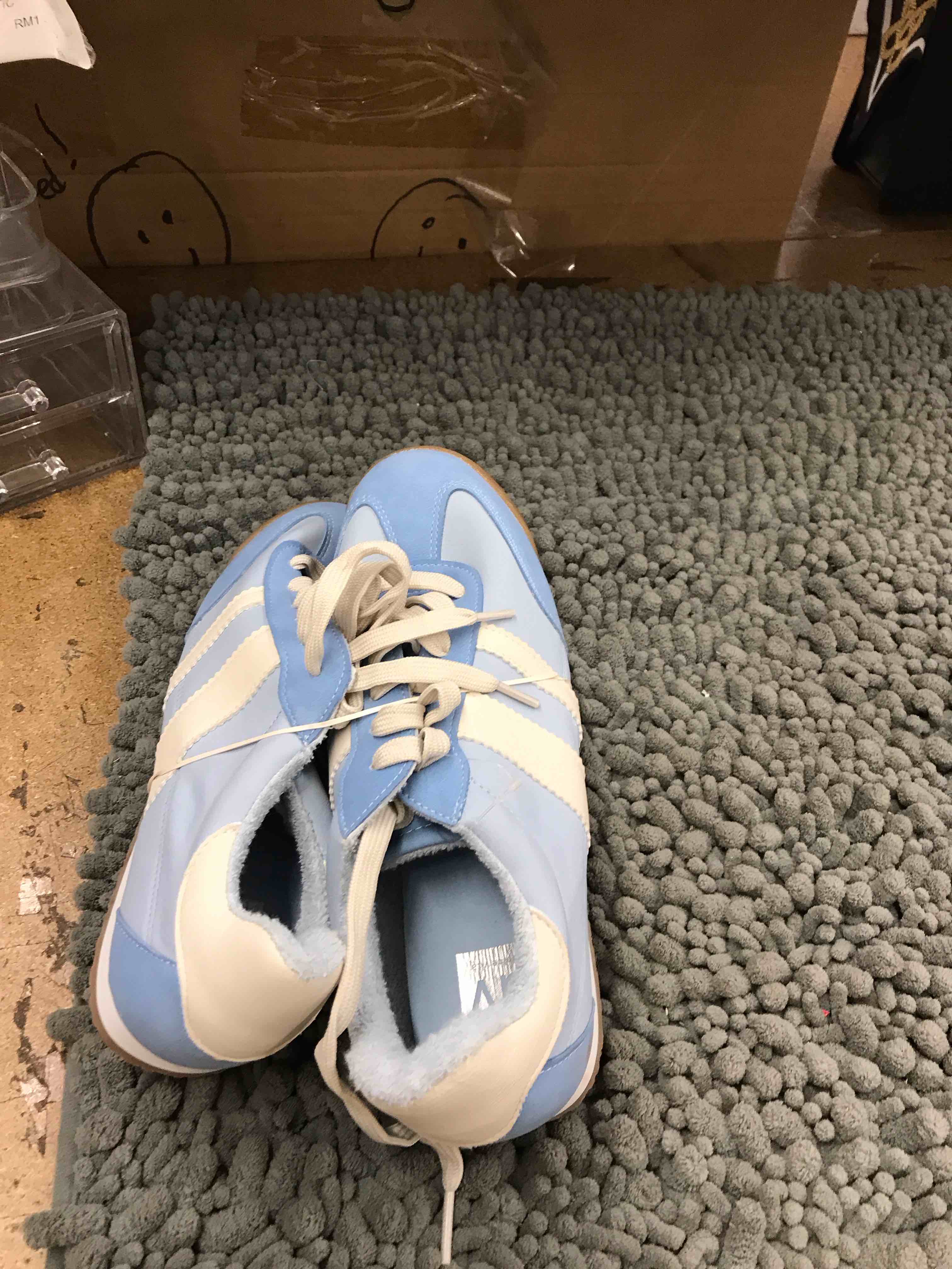 Condition photo showing New/Like New for dolce vita shoe