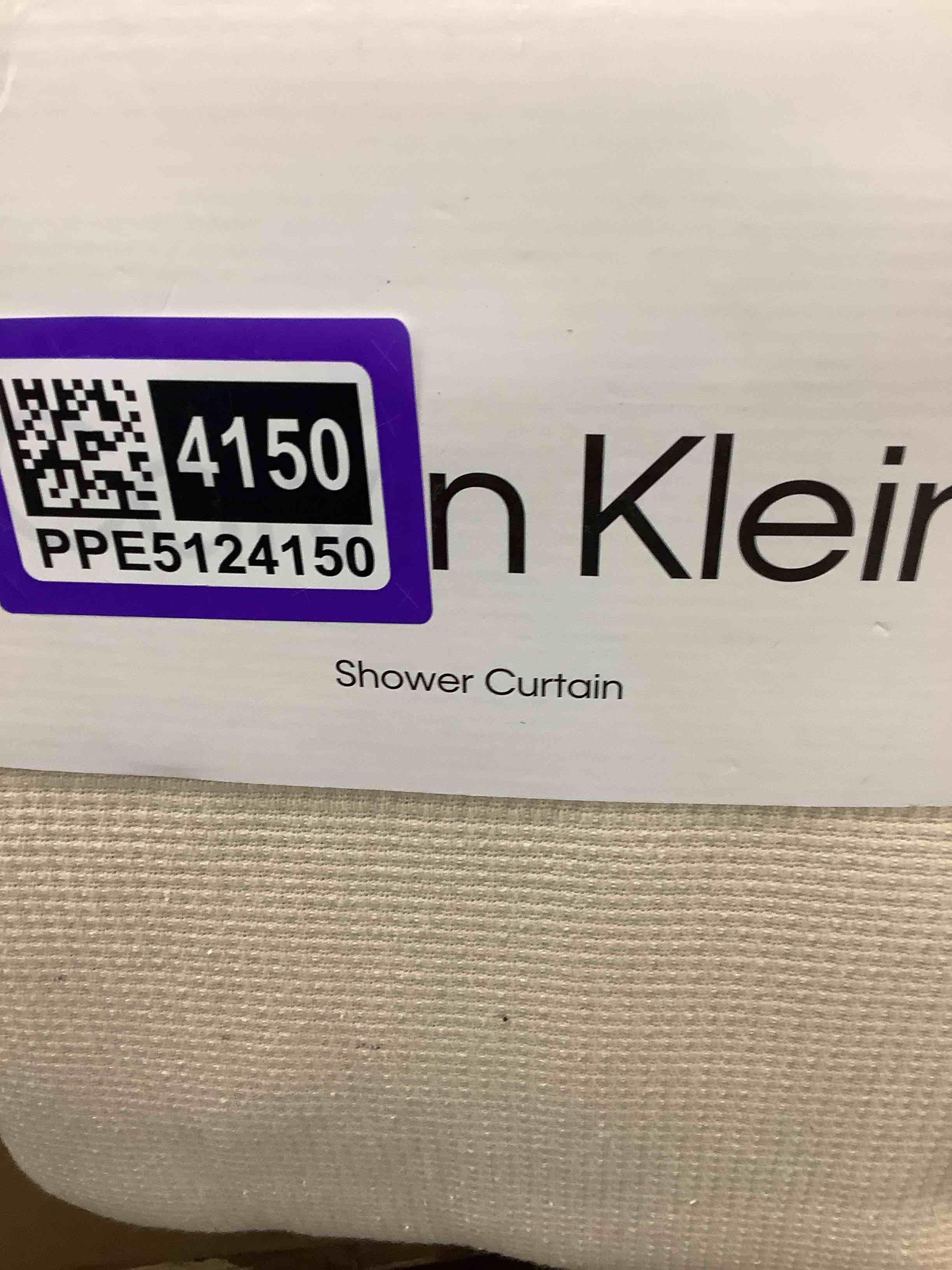 shower curtain 