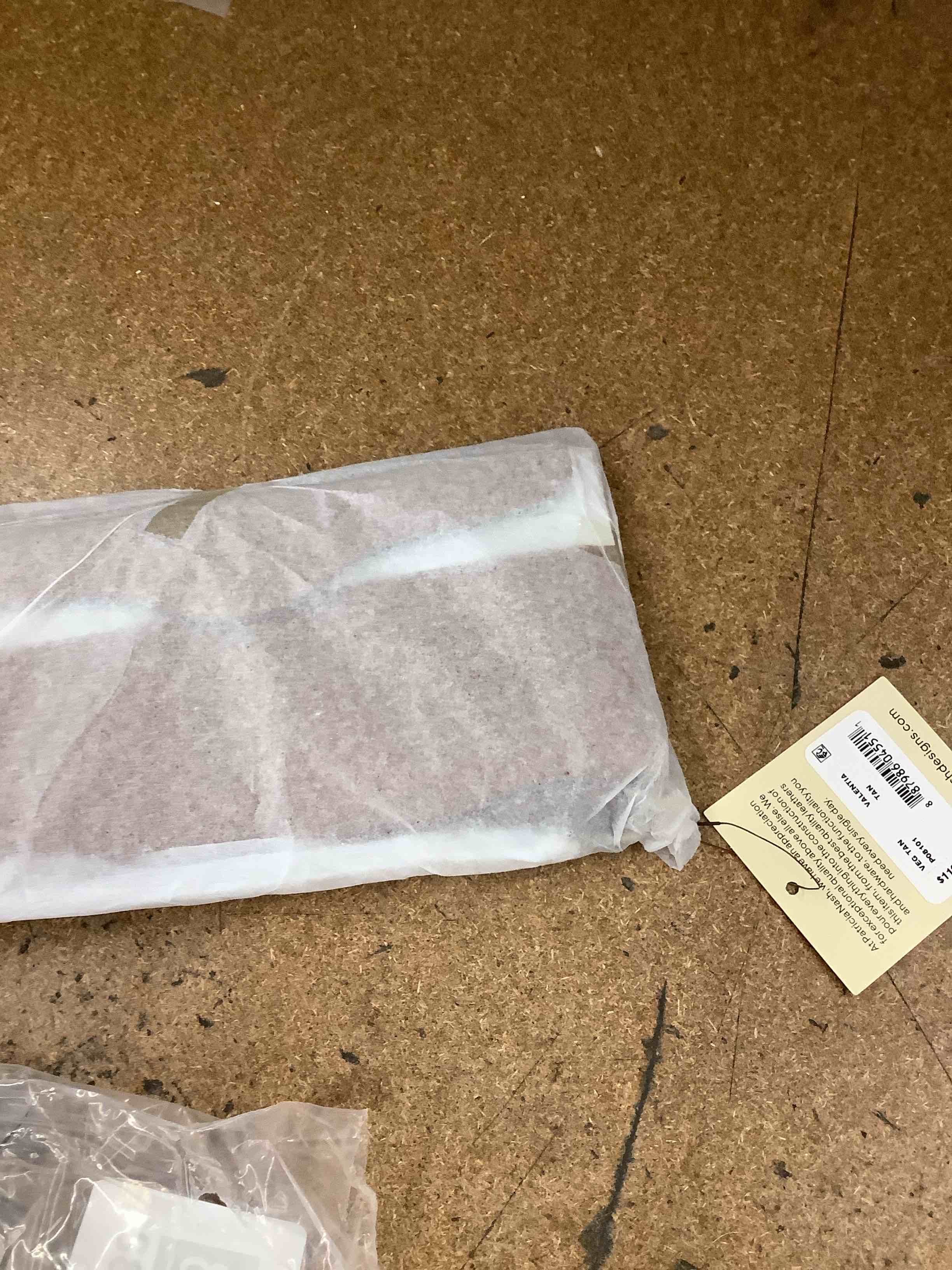 https://s3.amazonaws.com/lotting-images-prod/TheJayGroupLtd/PPE5124438_1777916011292.jpeg