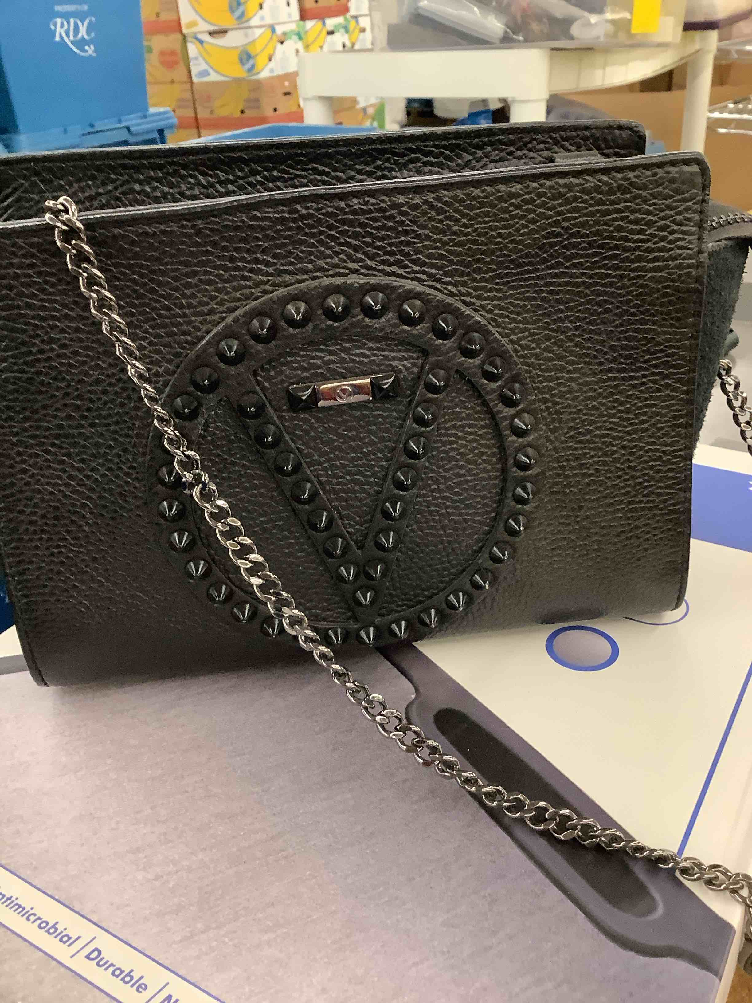 https://s3.amazonaws.com/lotting-images-prod/TheJayGroupLtd/PPE5124709_1778181968810.jpeg