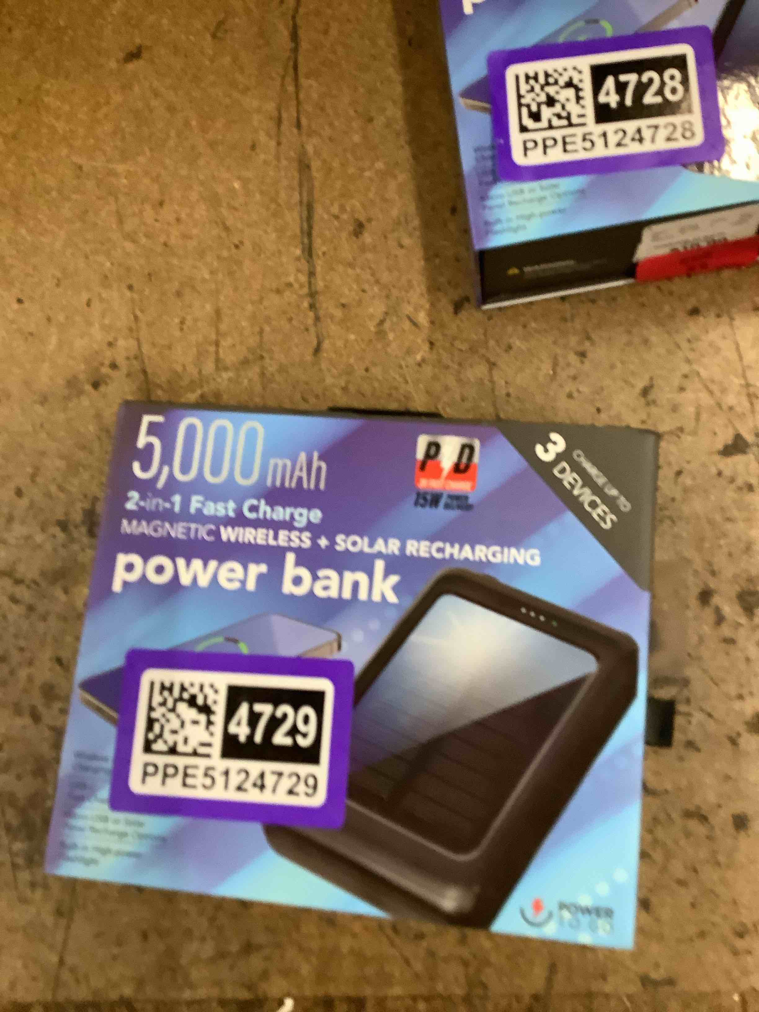 Condition photo showing Good Condition for power bank
