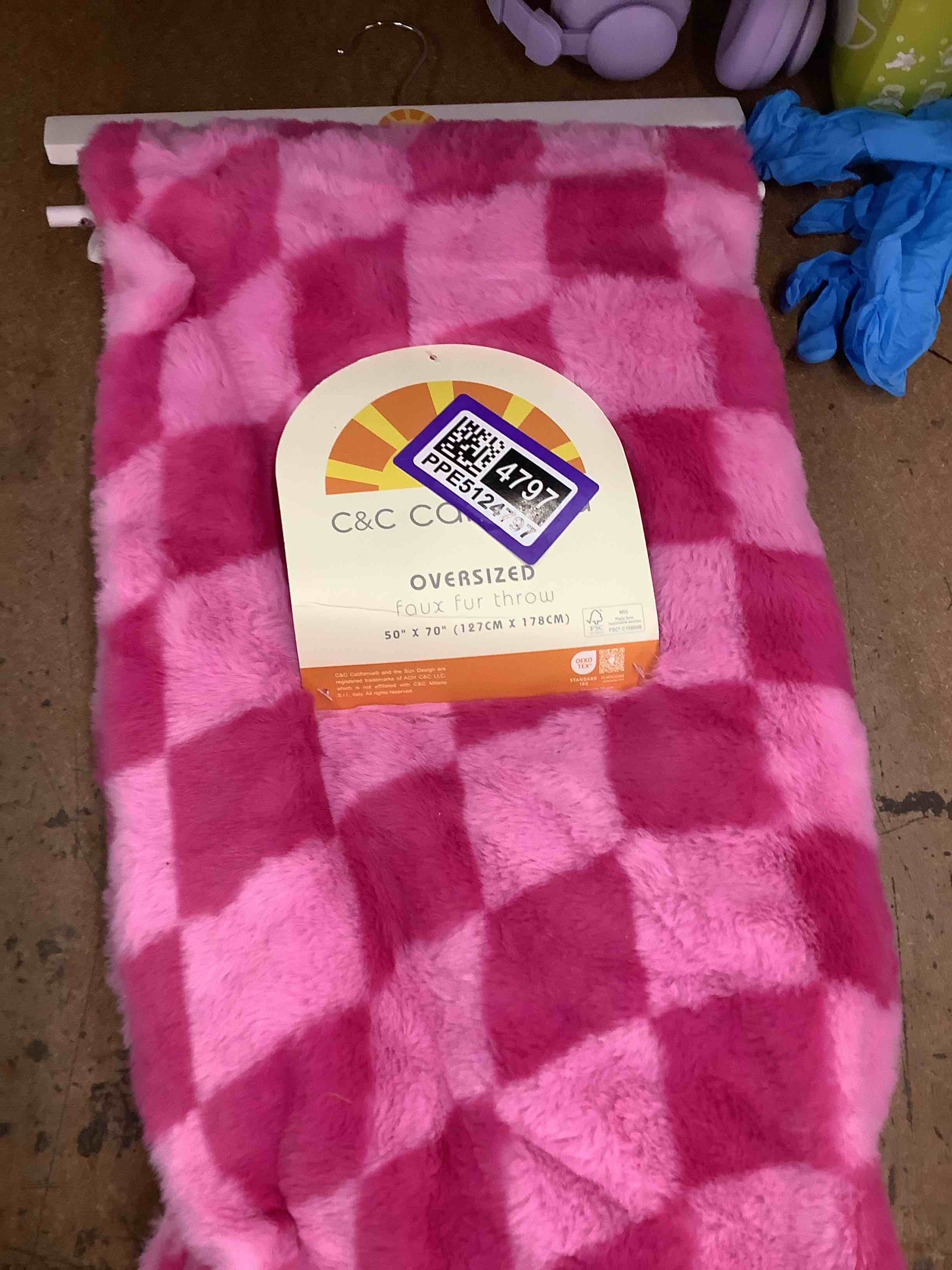 https://s3.amazonaws.com/lotting-images-prod/TheJayGroupLtd/PPE5124797_1778502761811.jpeg