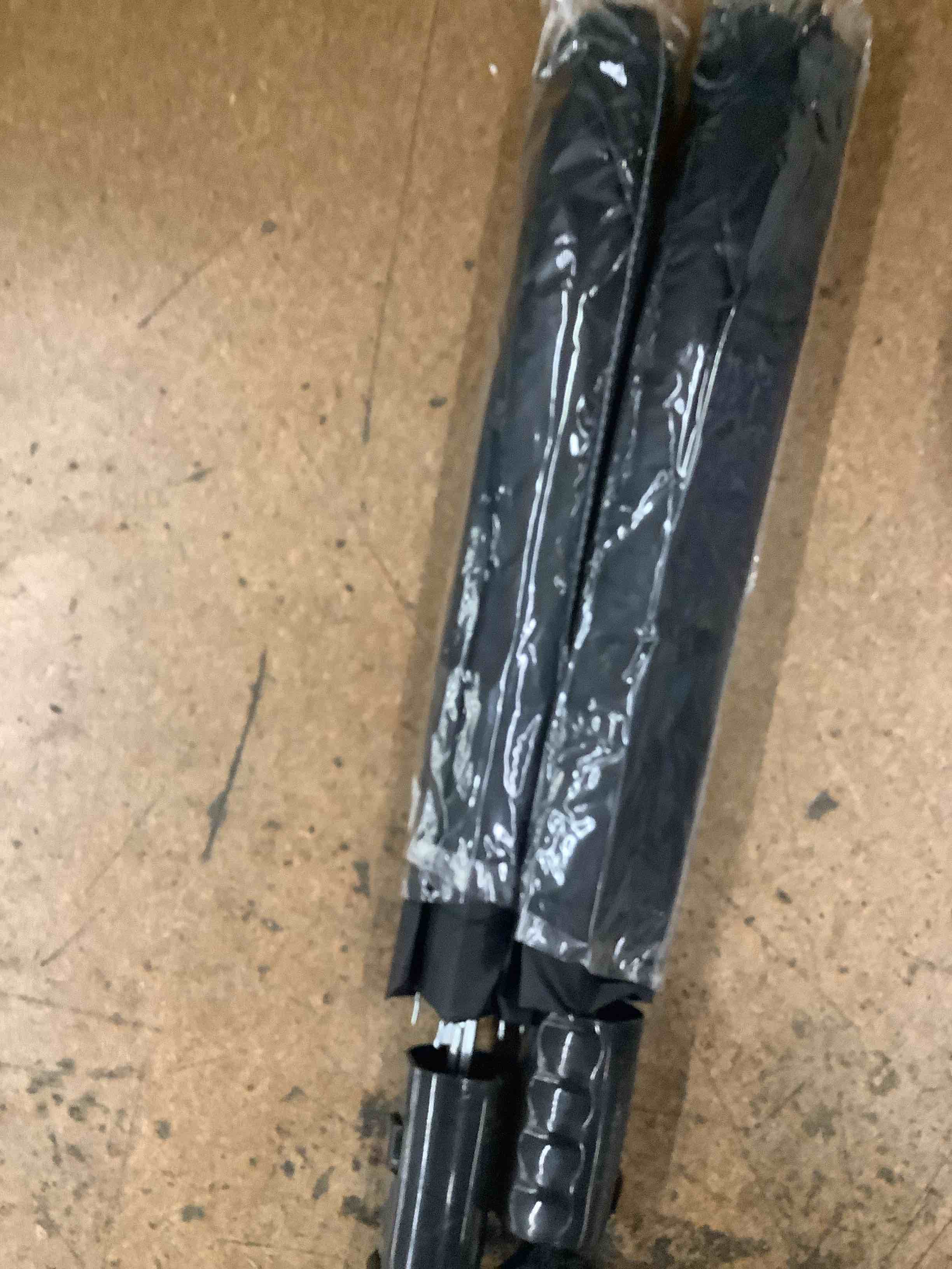2 umbrella 