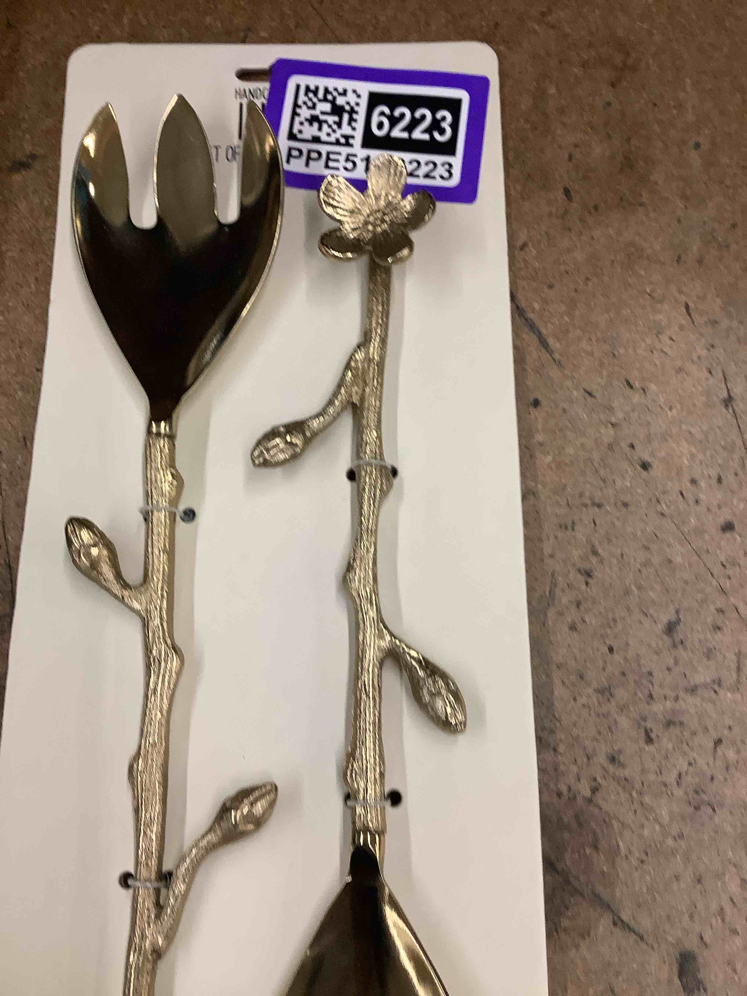 salad spoons 
