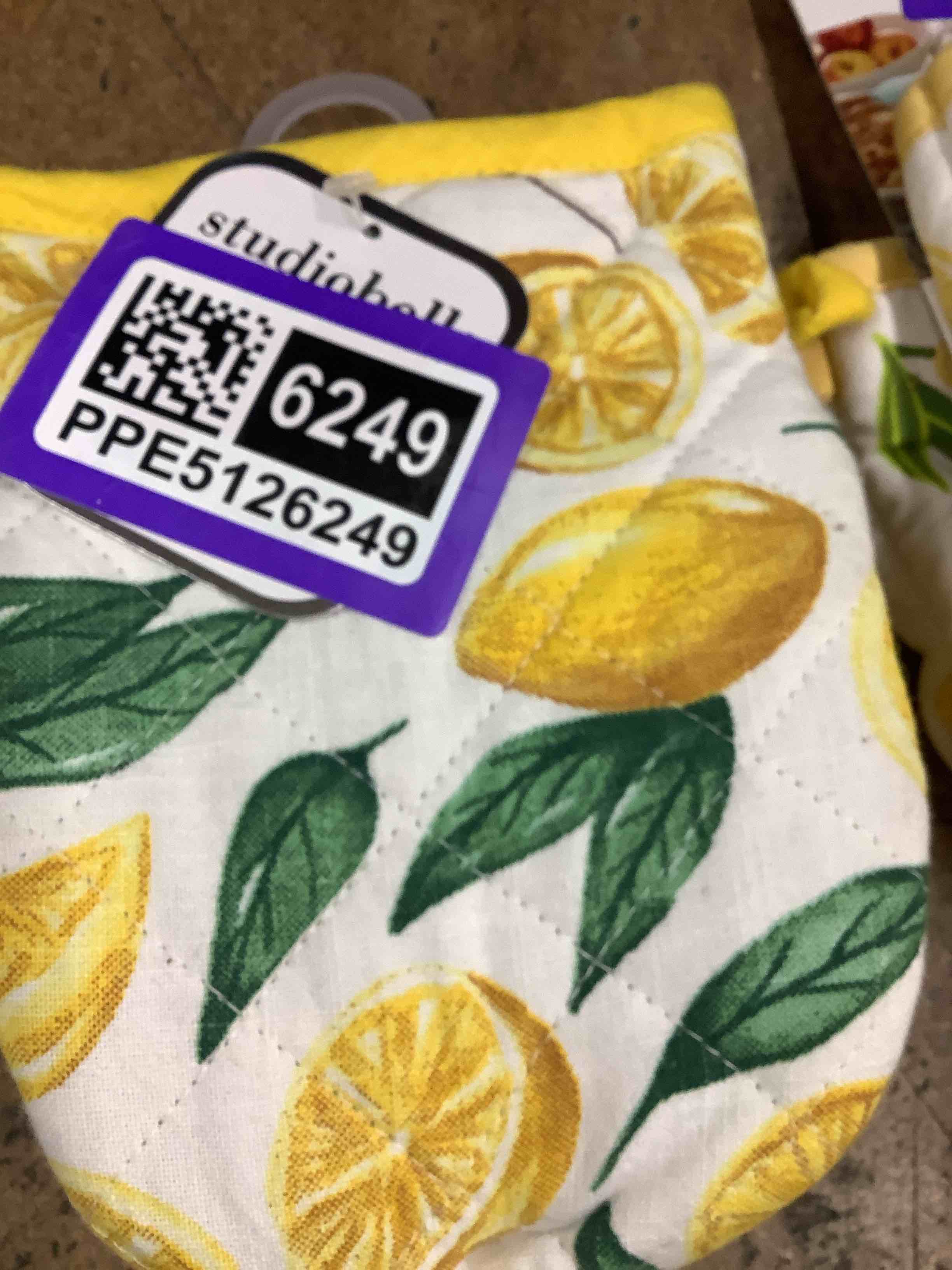 Condition photo showing Good Condition for kitchen aids 