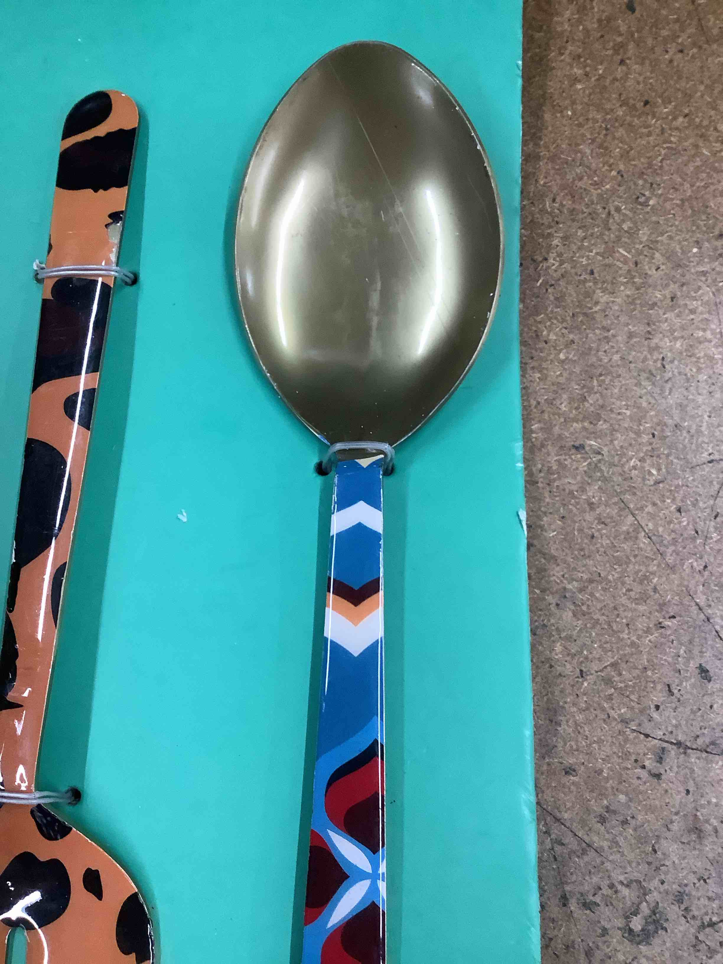 Condition photo showing Good Condition for salad set 