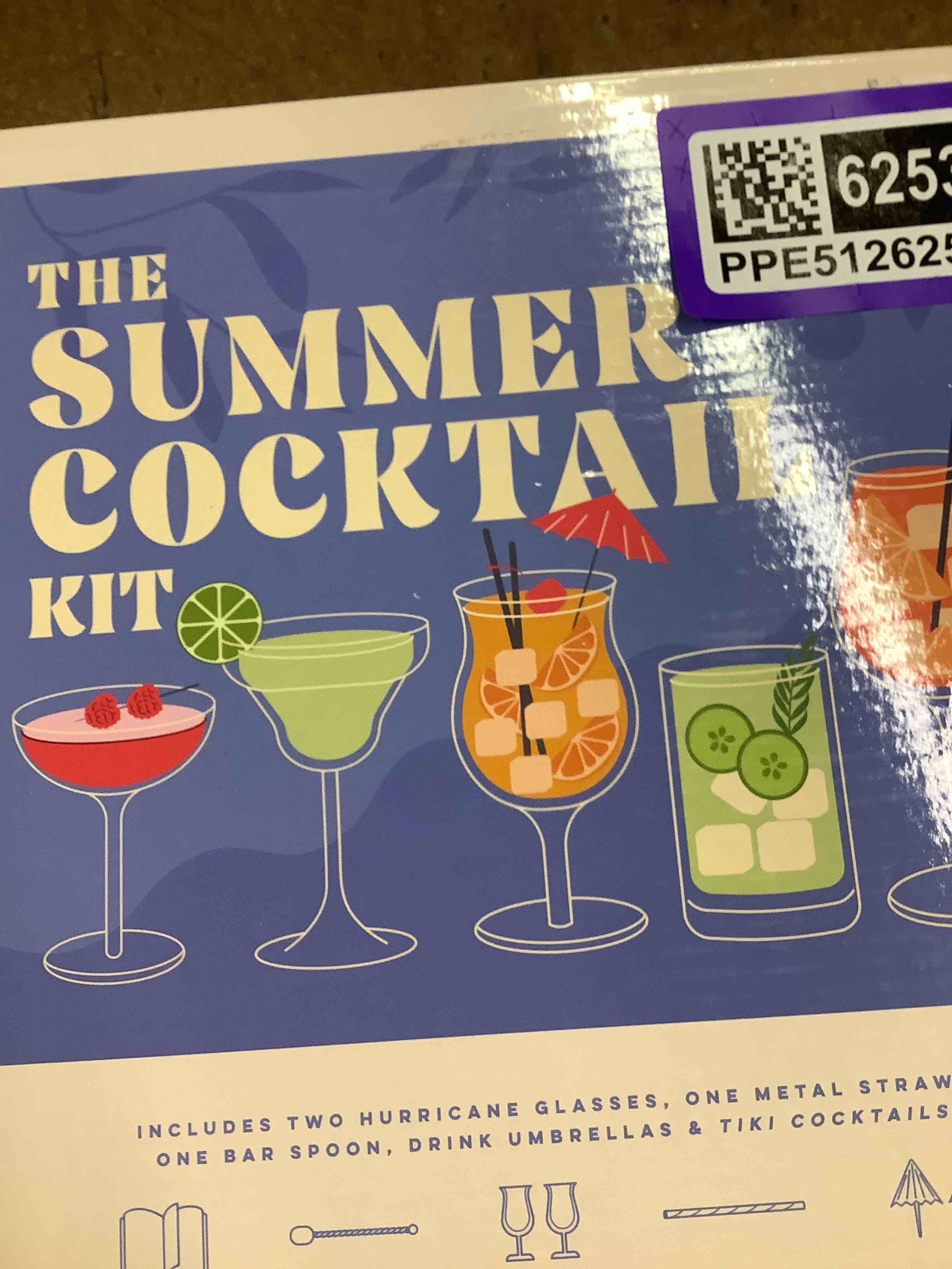 Condition photo showing Good Condition for summer cocktail kit 