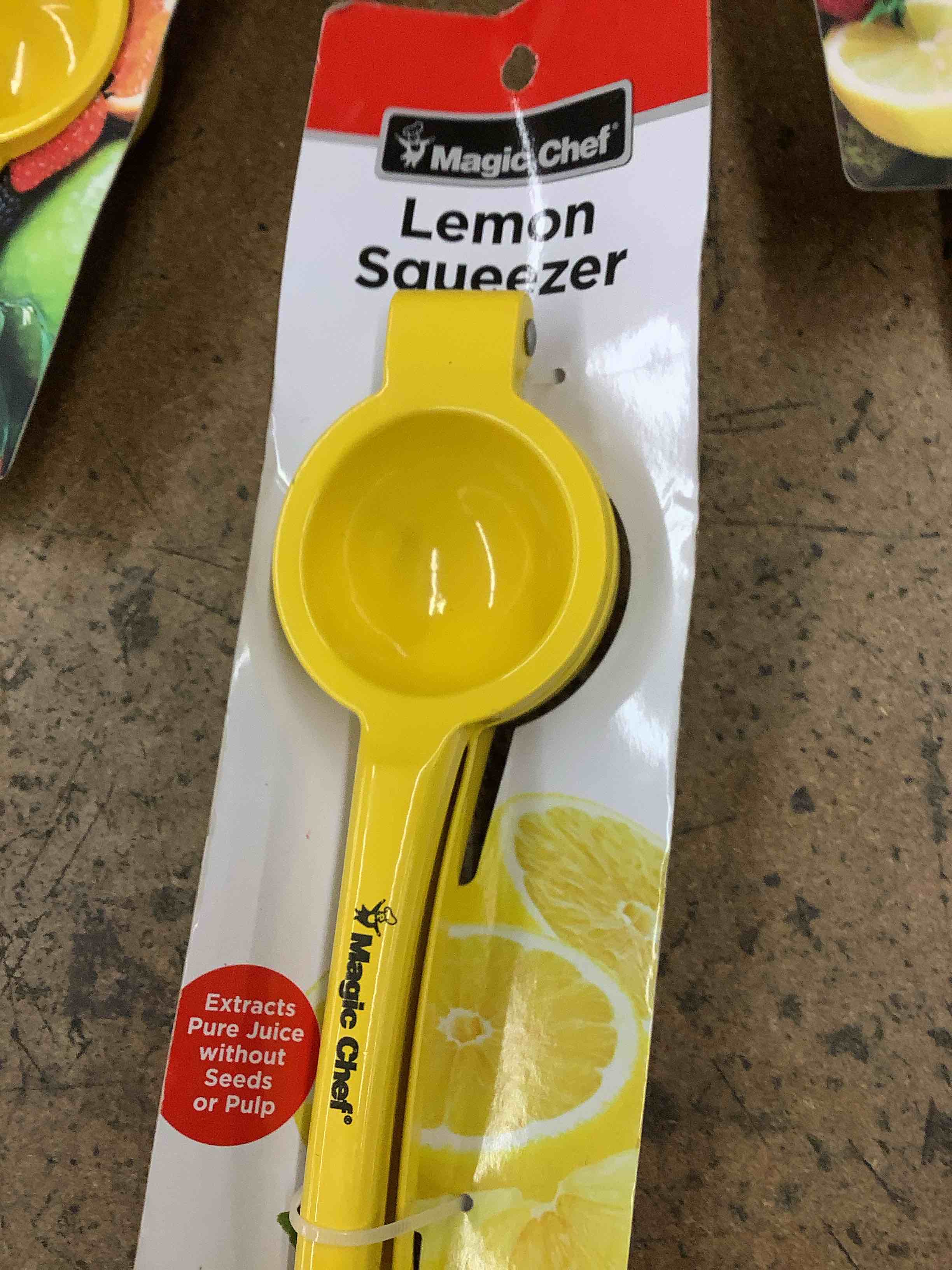 Condition photo showing Good Condition for citrus juicer 