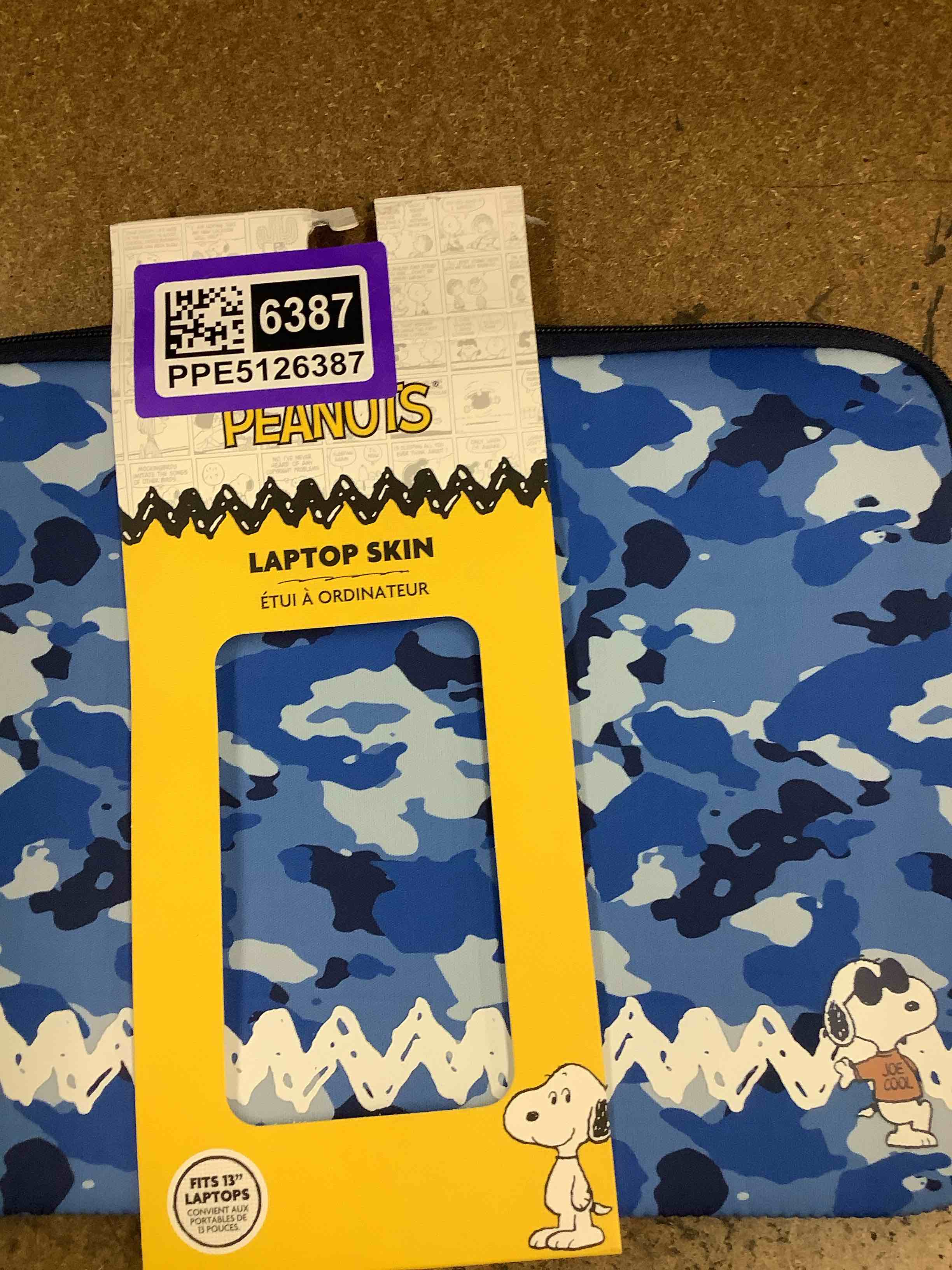 Condition photo showing Good Condition for peanut lap top bag 