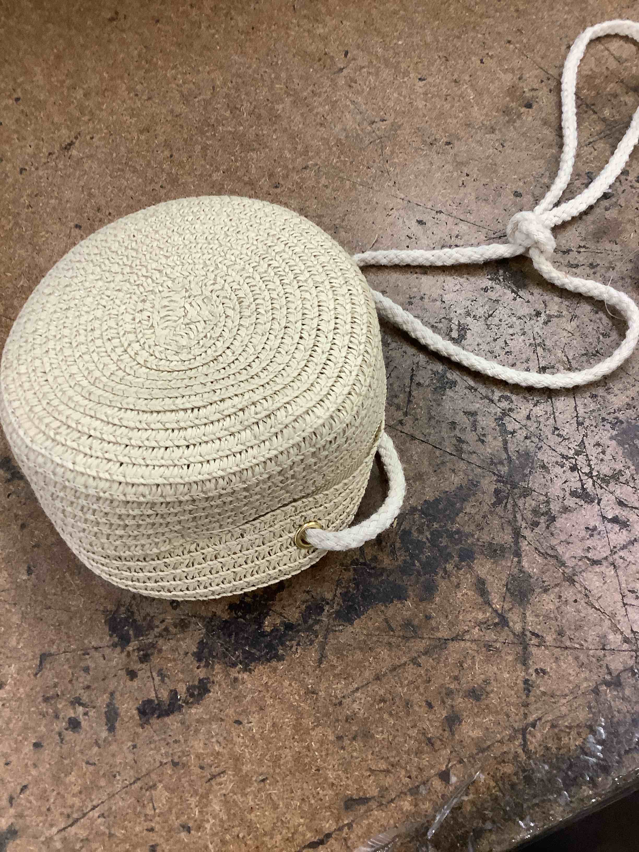 Condition photo showing Good Condition for kid purse